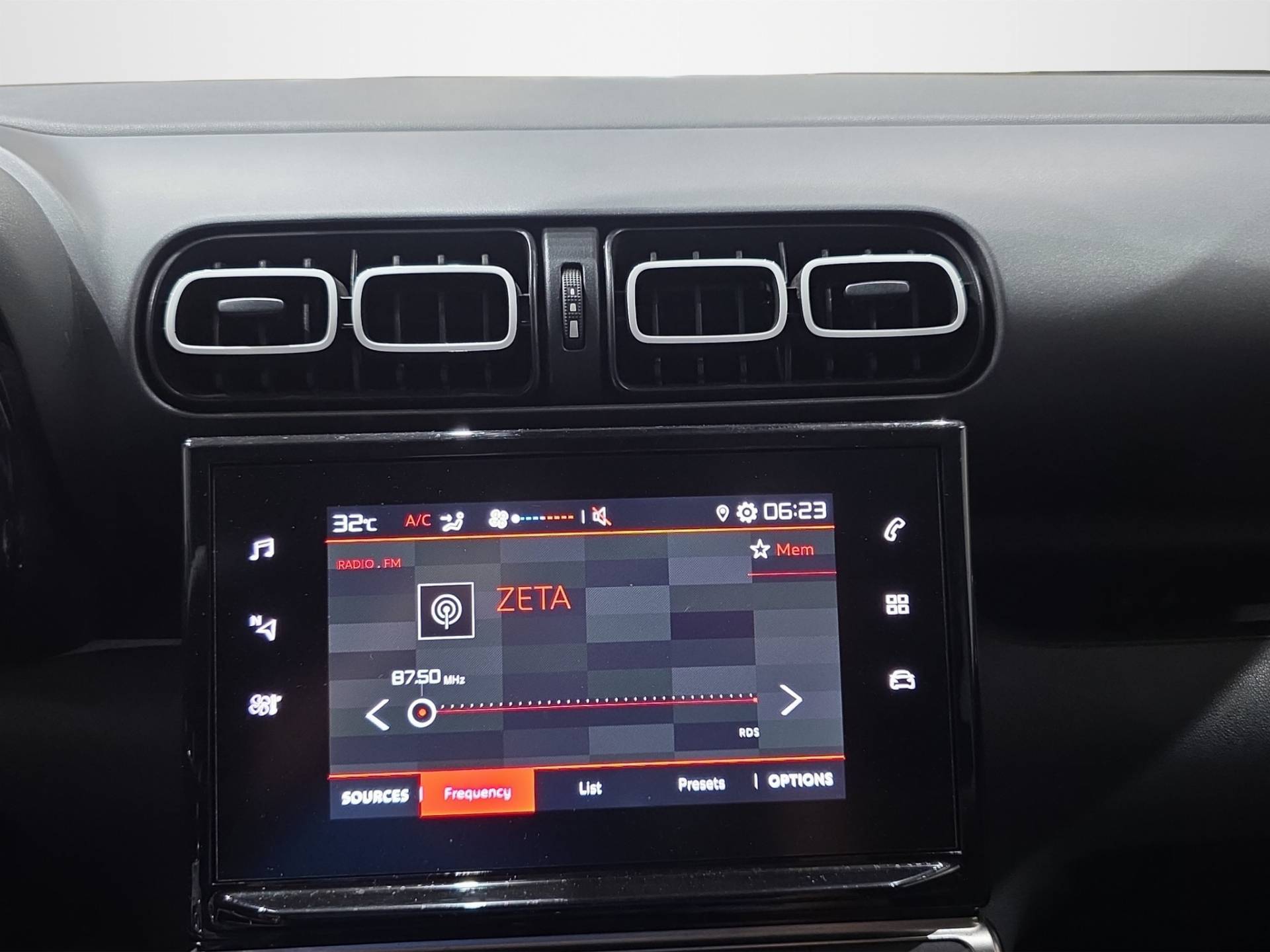 CITROEN C3 Aircross C3 Aircross 1.5 bluehdi Shine s&s 110cv usata in pronta consegna - Brandini