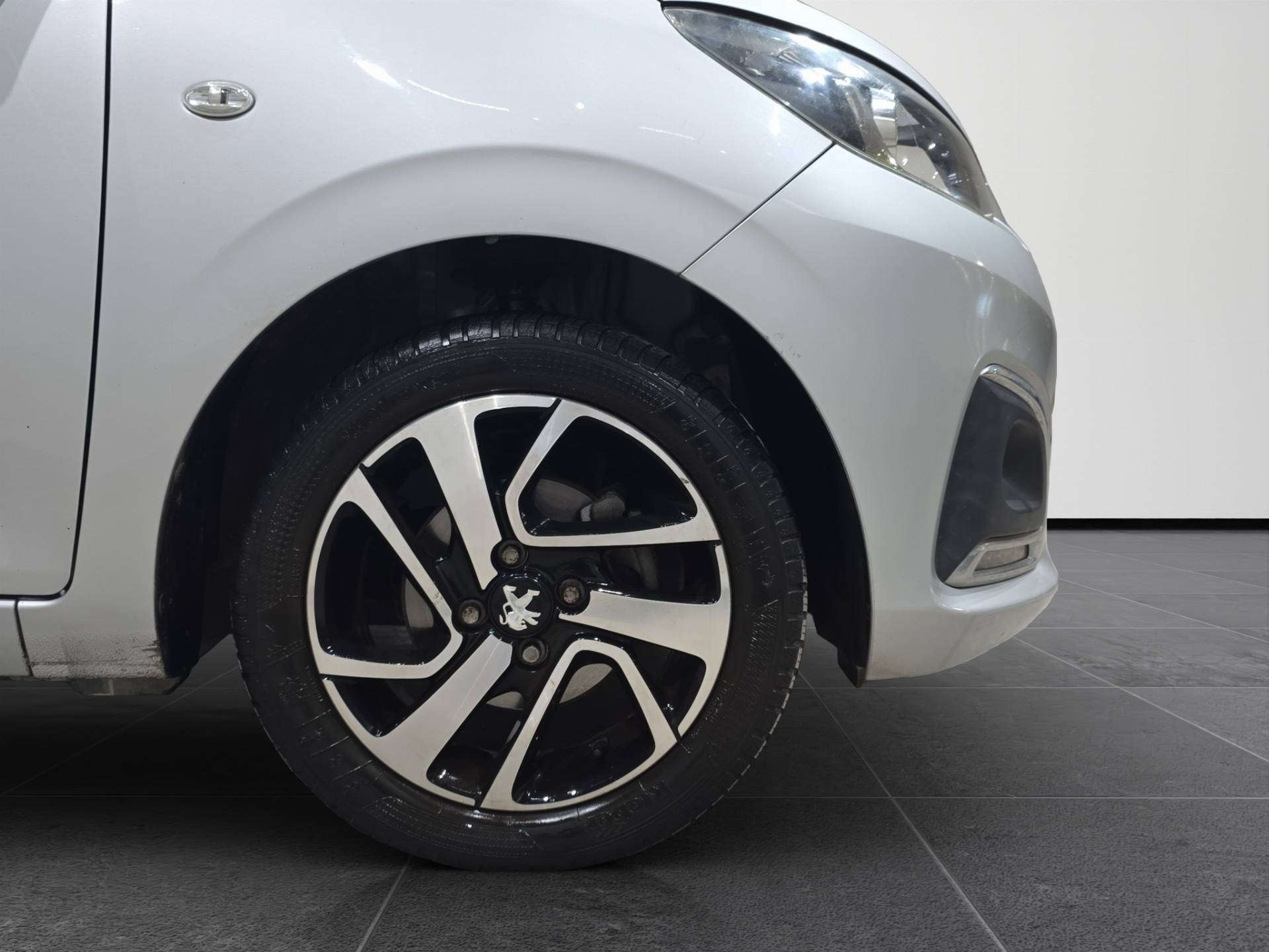 PEUGEOT 108 108 1.0 vti Allure 5p E6 usata in pronta consegna - Brandini