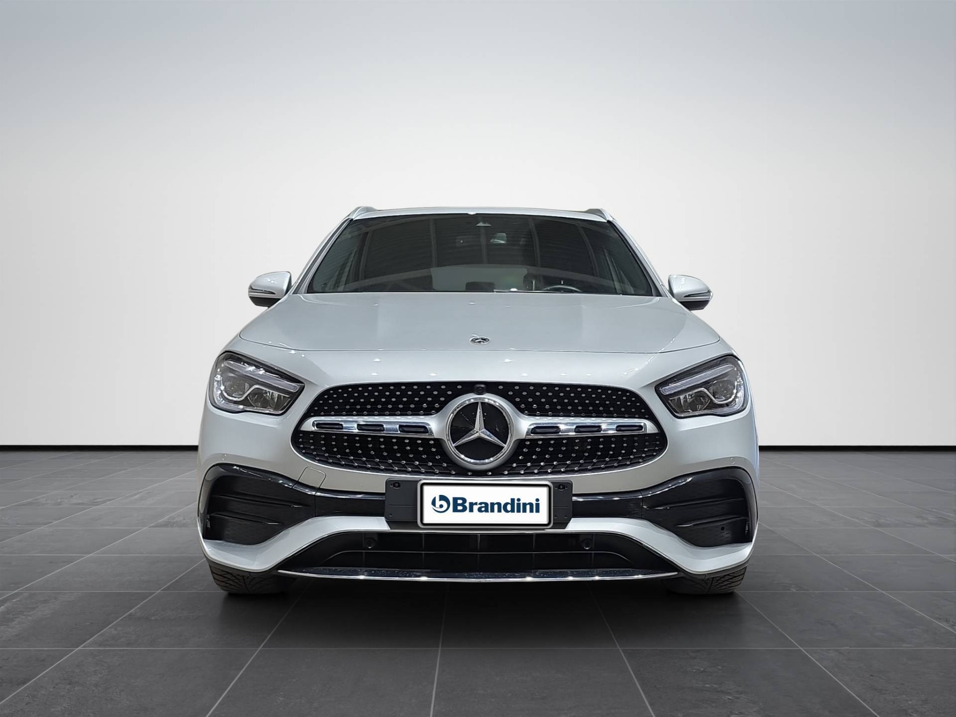 MERCEDES GLA GLA 180 d Premium auto usata in pronta consegna - Brandini