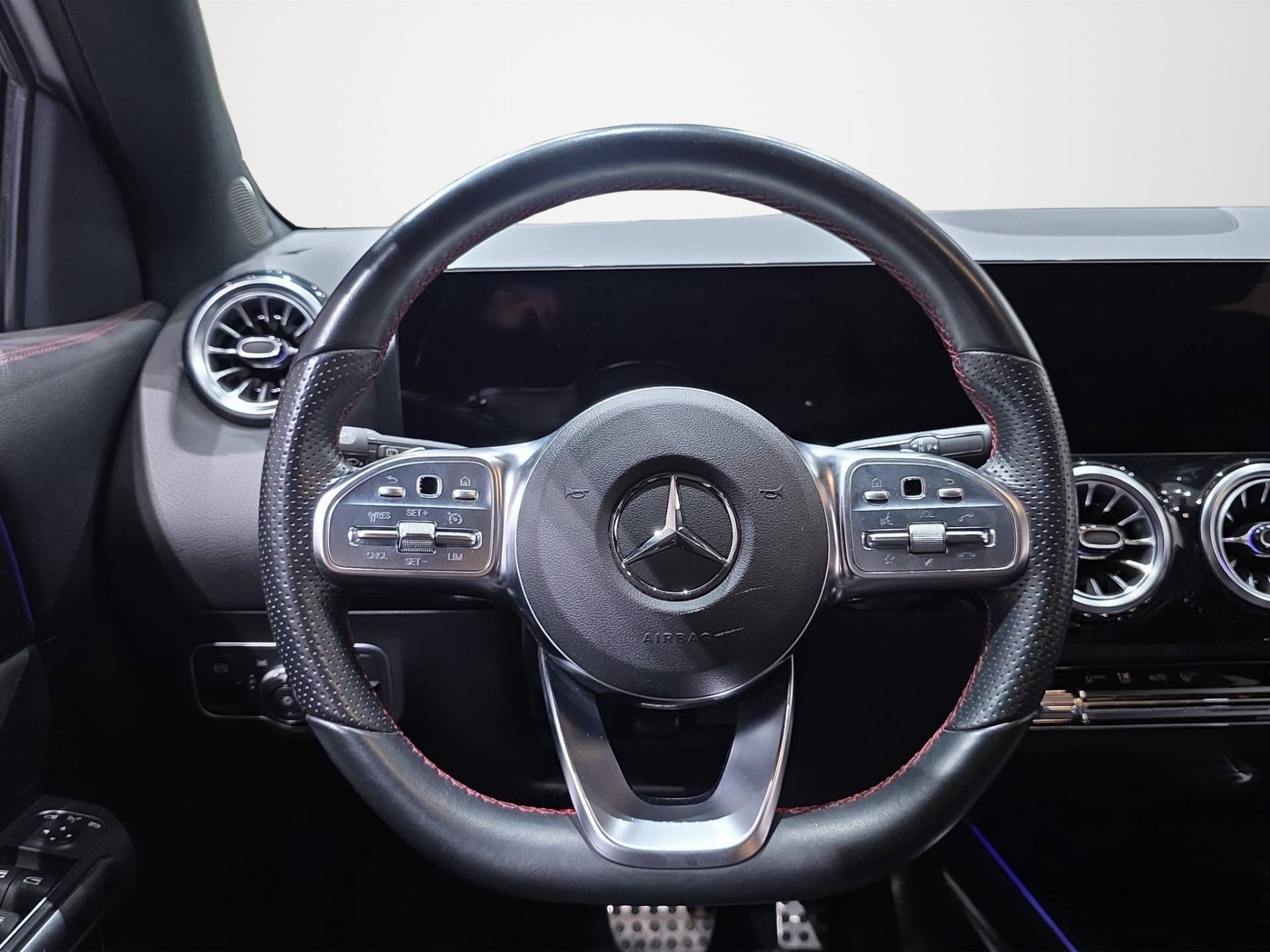 MERCEDES GLA GLA 180 d Premium auto usata in pronta consegna - Brandini
