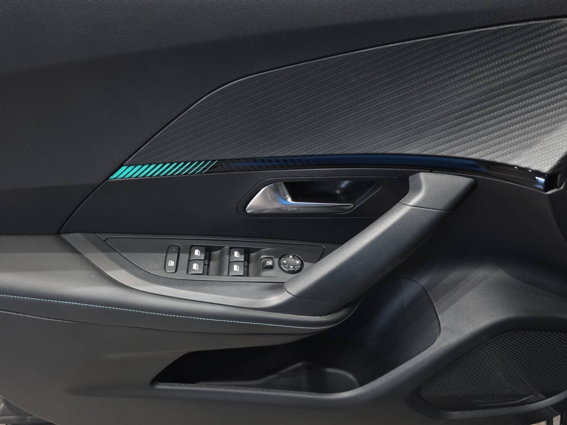 PEUGEOT 2008 2008 1.2 puretech Allure s&s 100cv usata in pronta consegna - Brandini