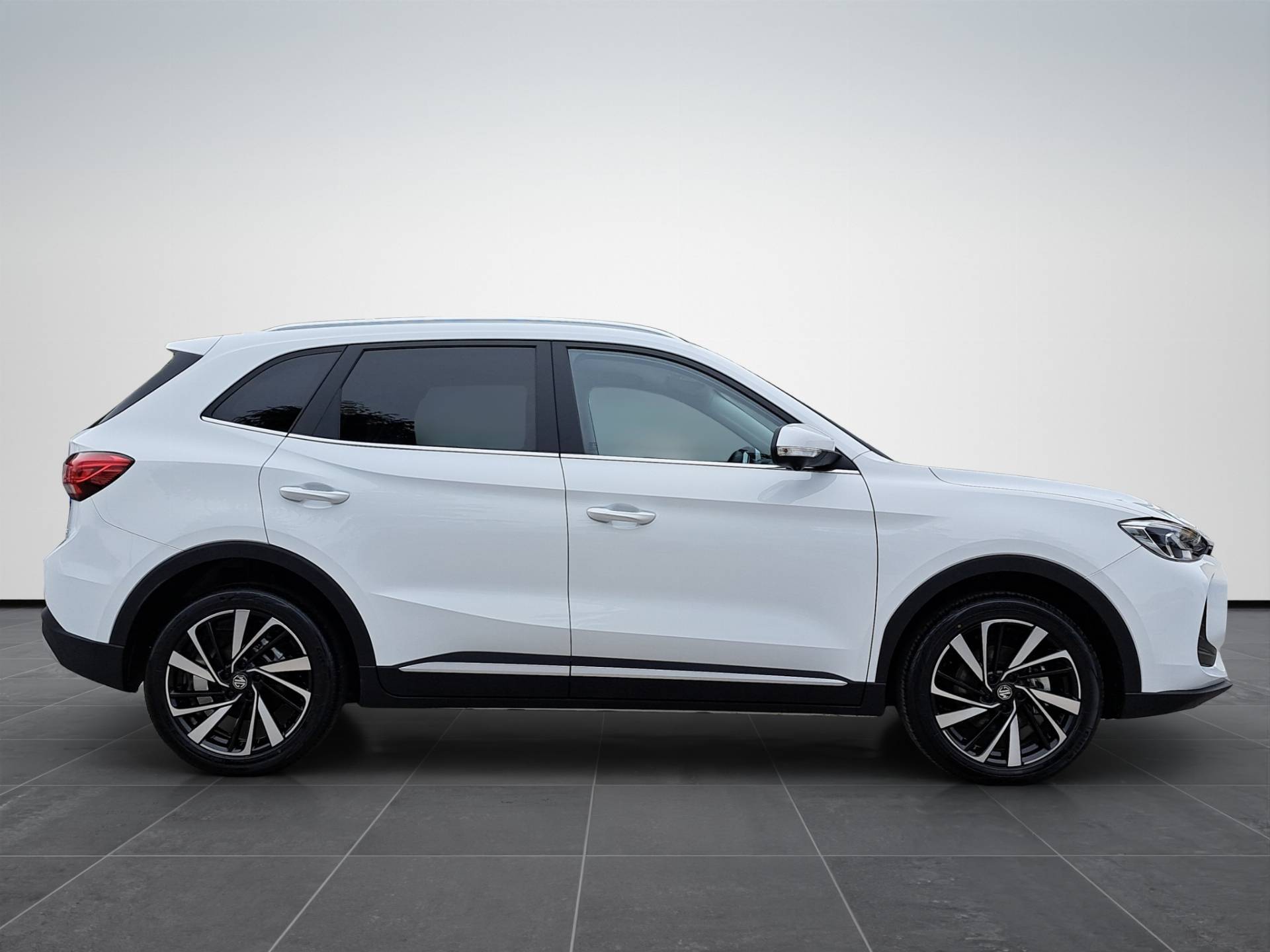 Auto Venduta - MG ZS ZS Hybrid+ 1.5 Luxury auto usata in pronta consegna - Brandini
