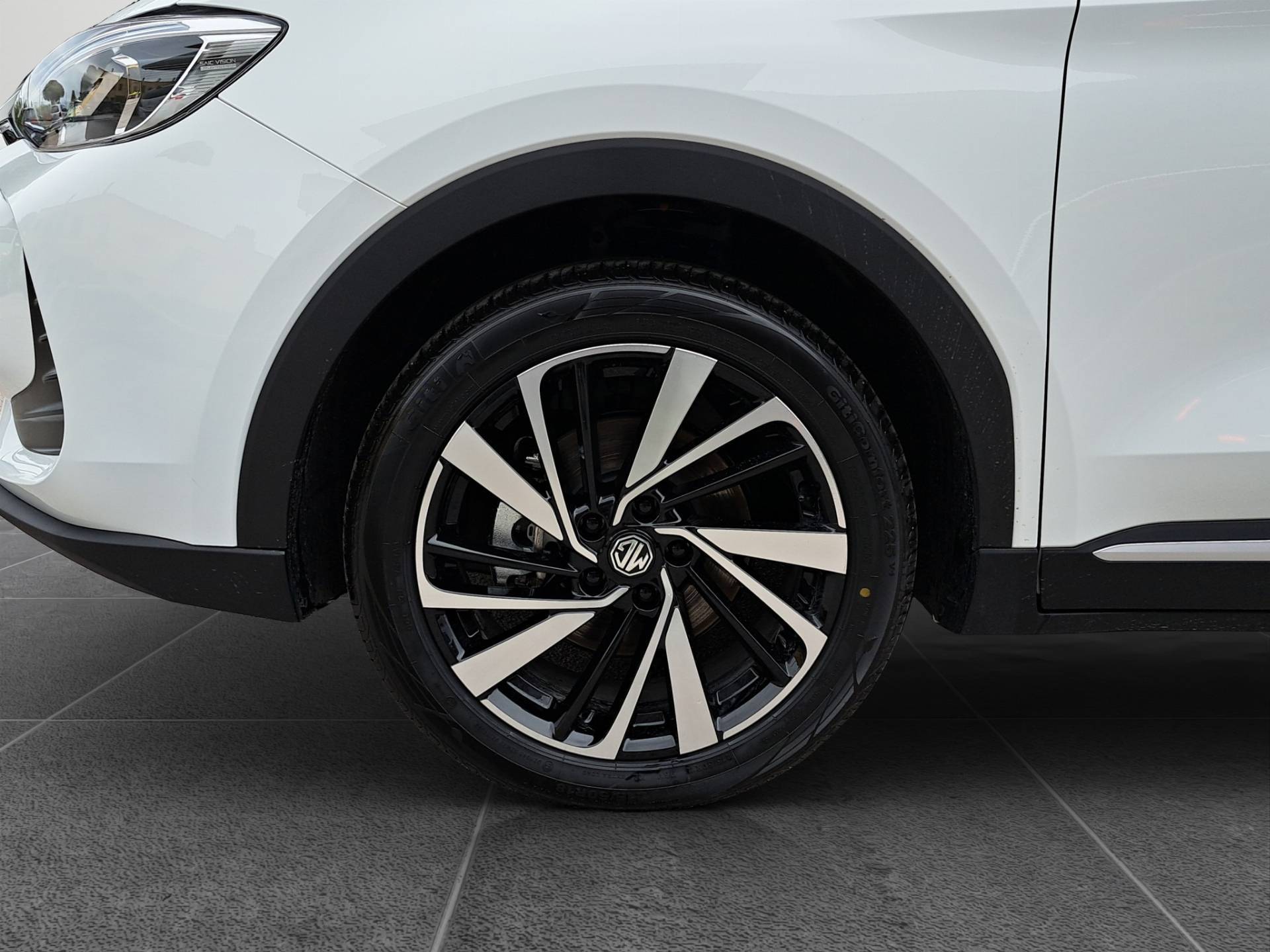 Auto Venduta - MG ZS ZS Hybrid+ 1.5 Luxury auto usata in pronta consegna - Brandini