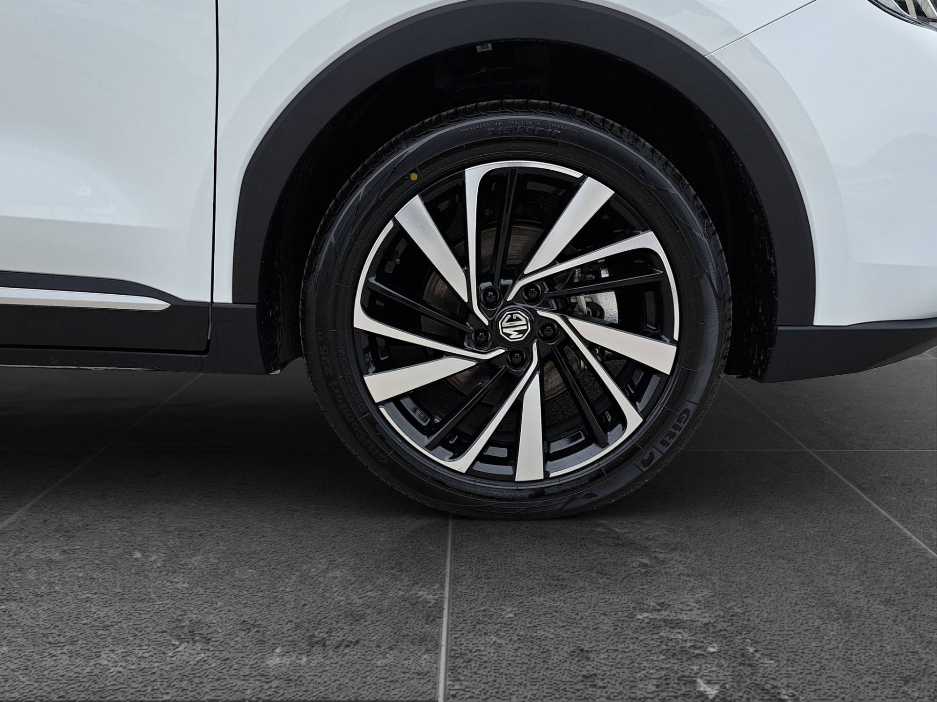Auto Venduta - MG ZS ZS Hybrid+ 1.5 Luxury auto usata in pronta consegna - Brandini