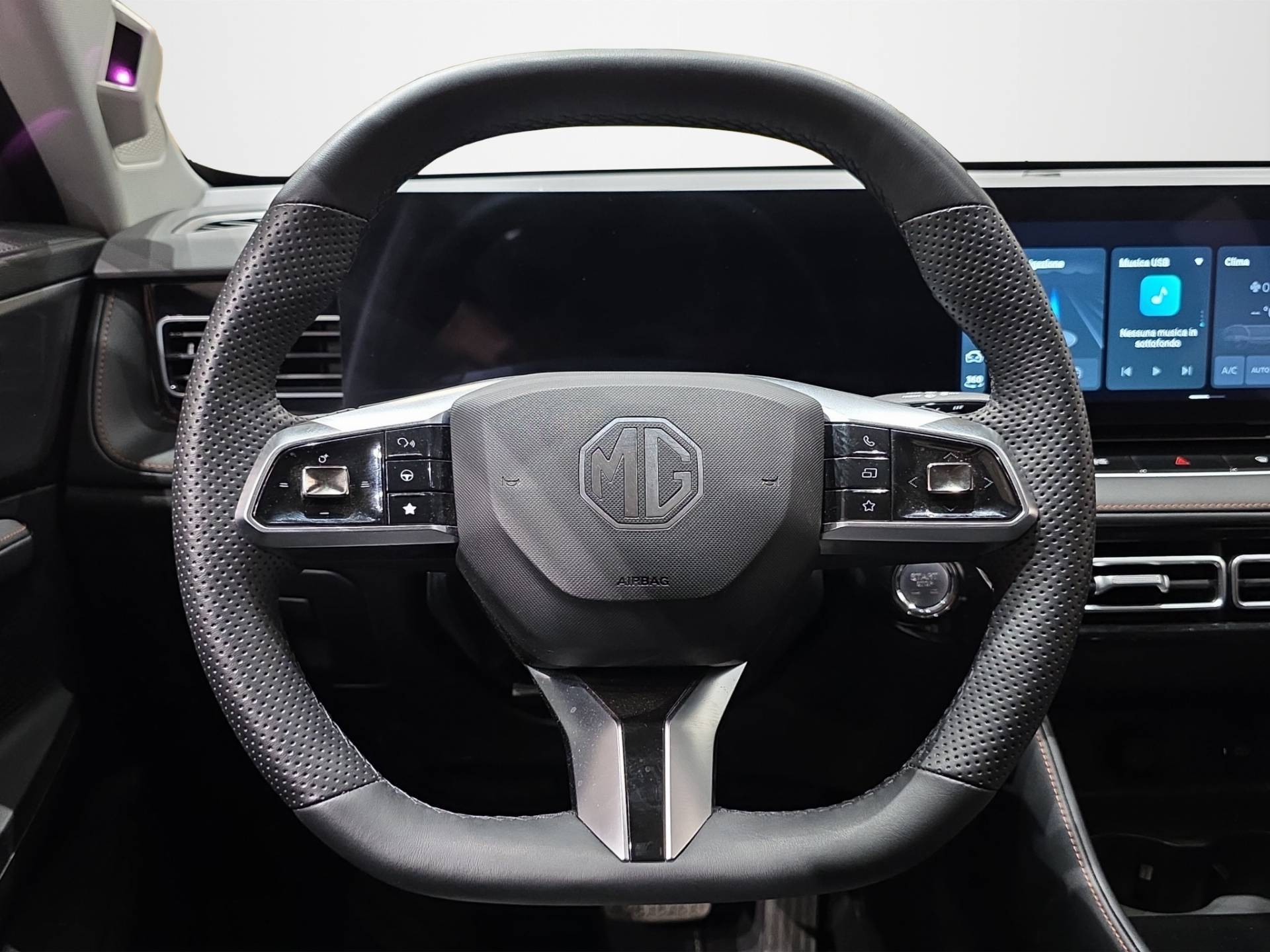 Auto Venduta - MG HS HS 1.5 hybrid+ Luxury auto usata in pronta consegna - Brandini