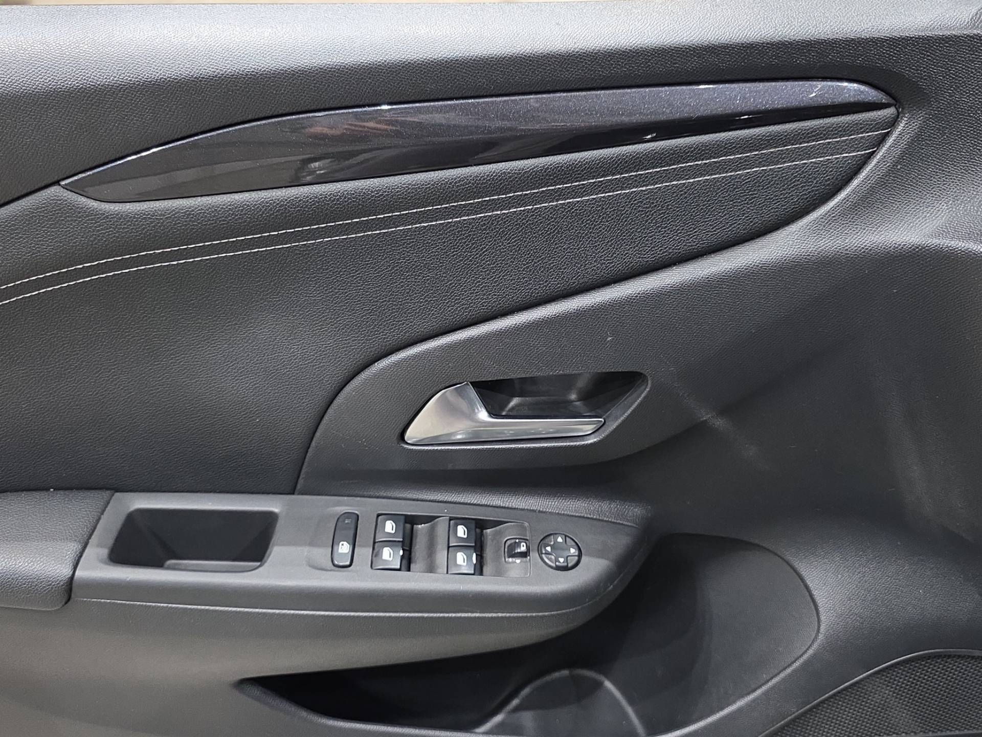 Auto Venduta - OPEL Corsa Corsa 1.2 Elegance 100cv usata in pronta consegna - Brandini
