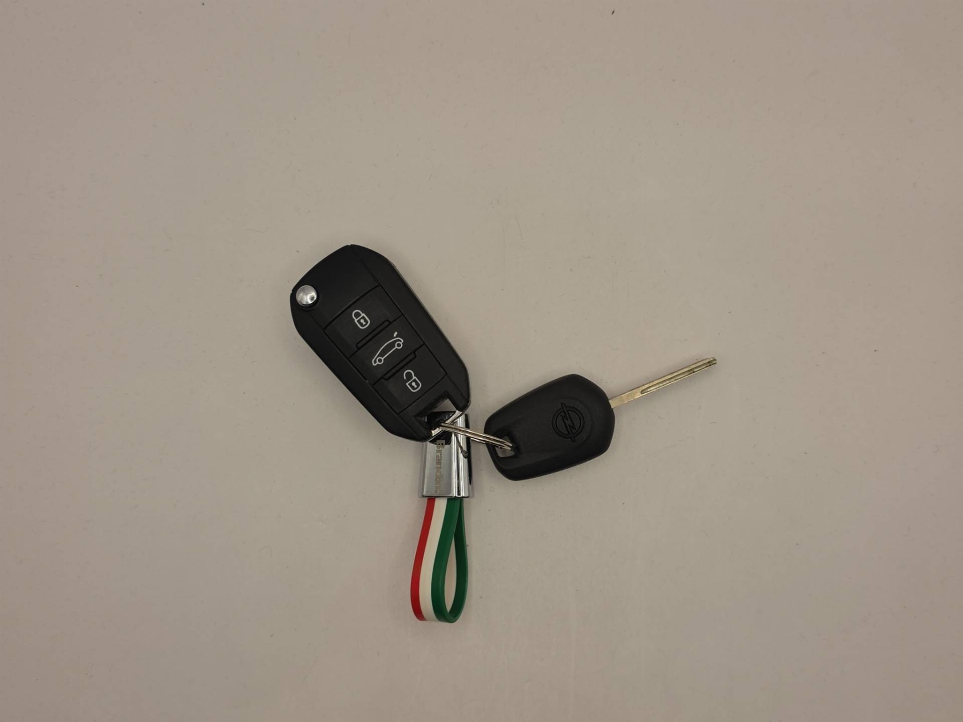 Auto Venduta - OPEL Corsa Corsa 1.2 Elegance 100cv usata in pronta consegna - Brandini