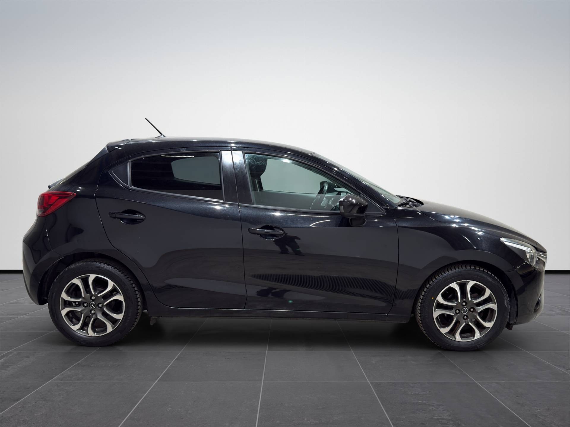 Auto Venduta - MAZDA Mazda2 2 1.5 Exceed 90cv usata in pronta consegna - Brandini