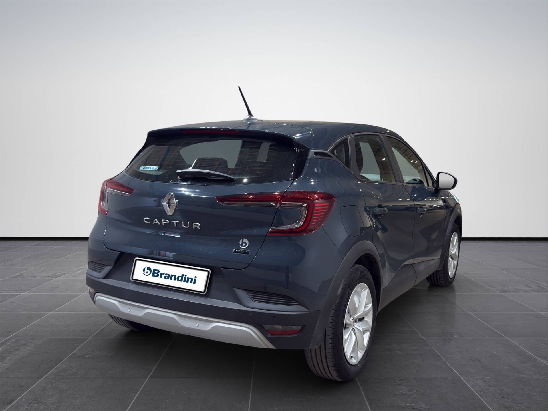 RENAULT Captur Captur 1.6 E-Tech full hybrid Equilibre 145cv auto usata in pronta consegna - Brandini