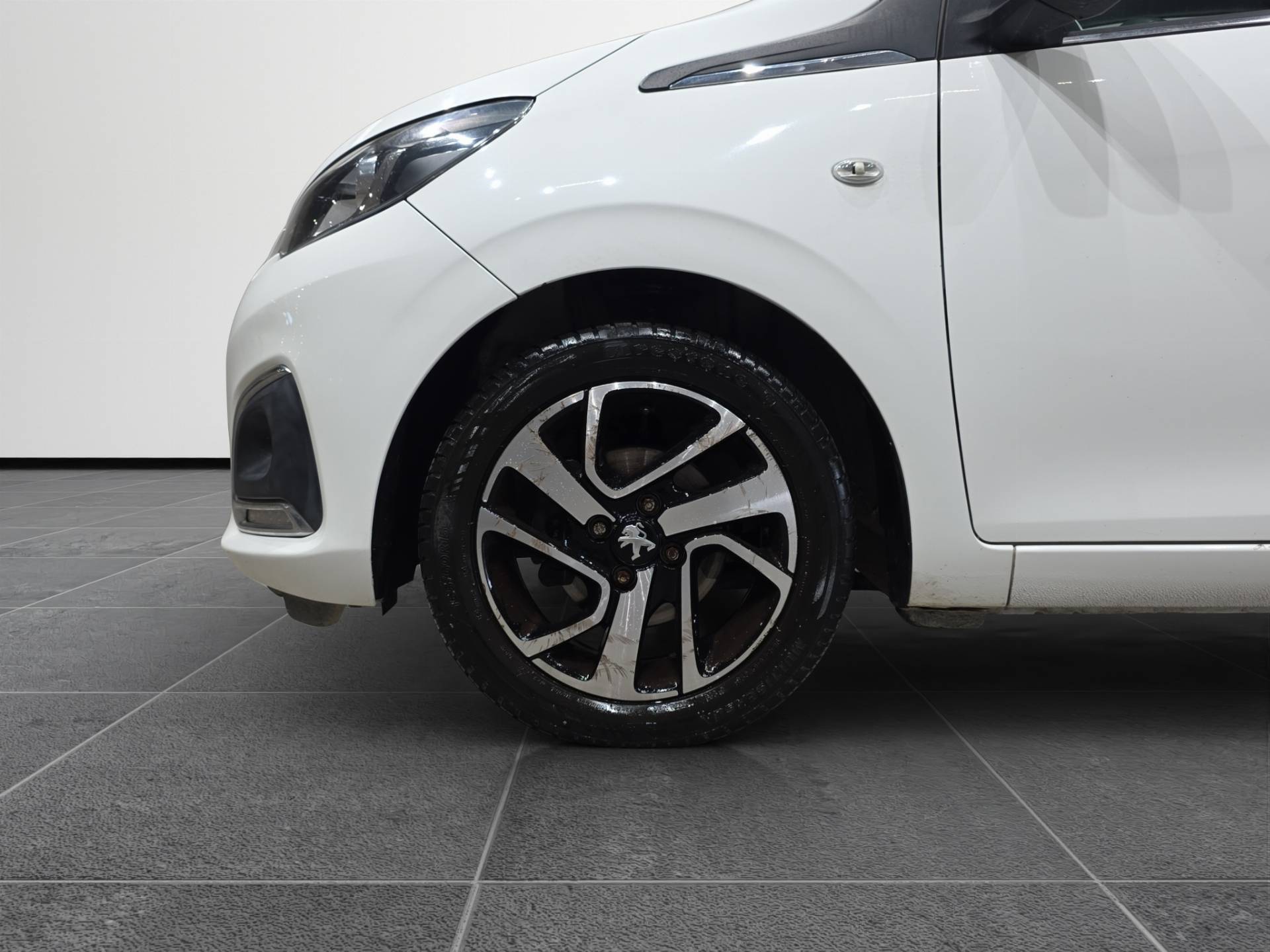 PEUGEOT 108 108 3p 1.0 12v Allure etg5 usata in pronta consegna - Brandini