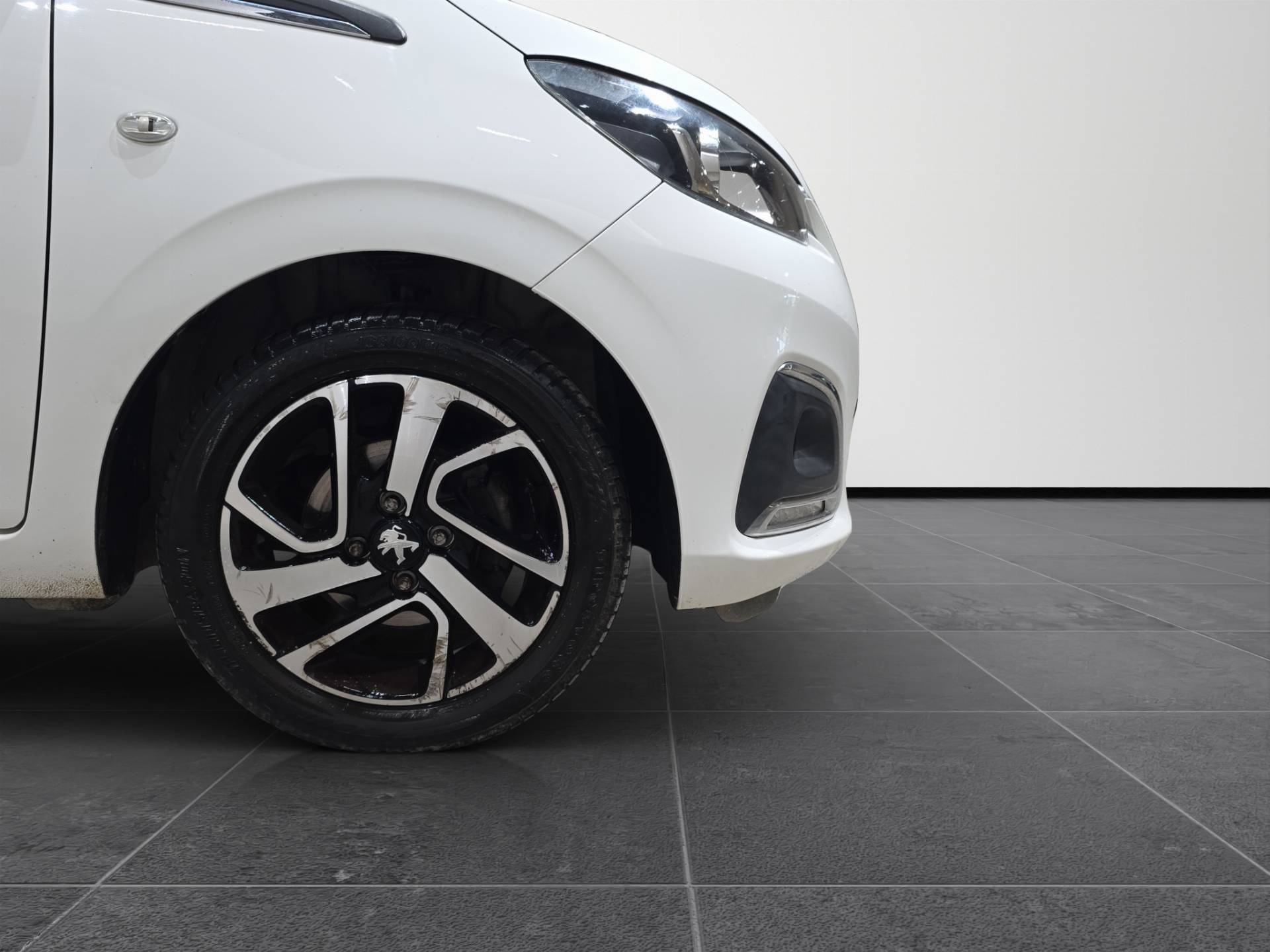 PEUGEOT 108 108 3p 1.0 12v Allure etg5 usata in pronta consegna - Brandini