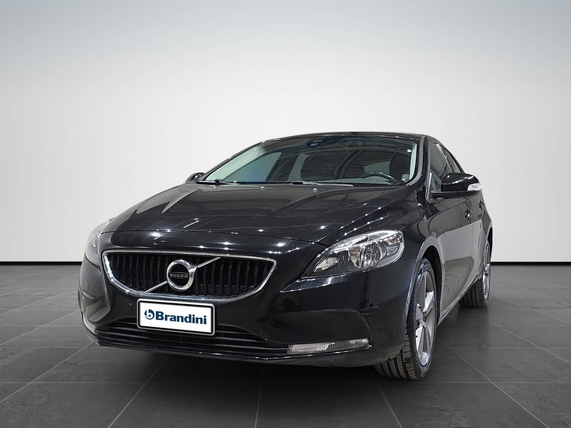 Auto Venduta - VOLVO V40 V40 2.0 d2 eco Kinetic my18 usata in pronta consegna - Brandini