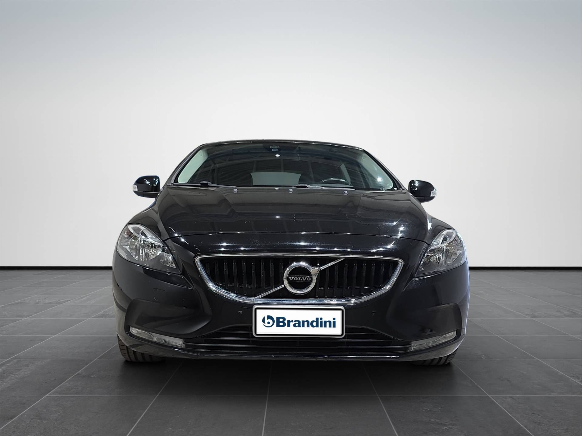 Auto Venduta - VOLVO V40 V40 2.0 d2 eco Kinetic my18 usata in pronta consegna - Brandini
