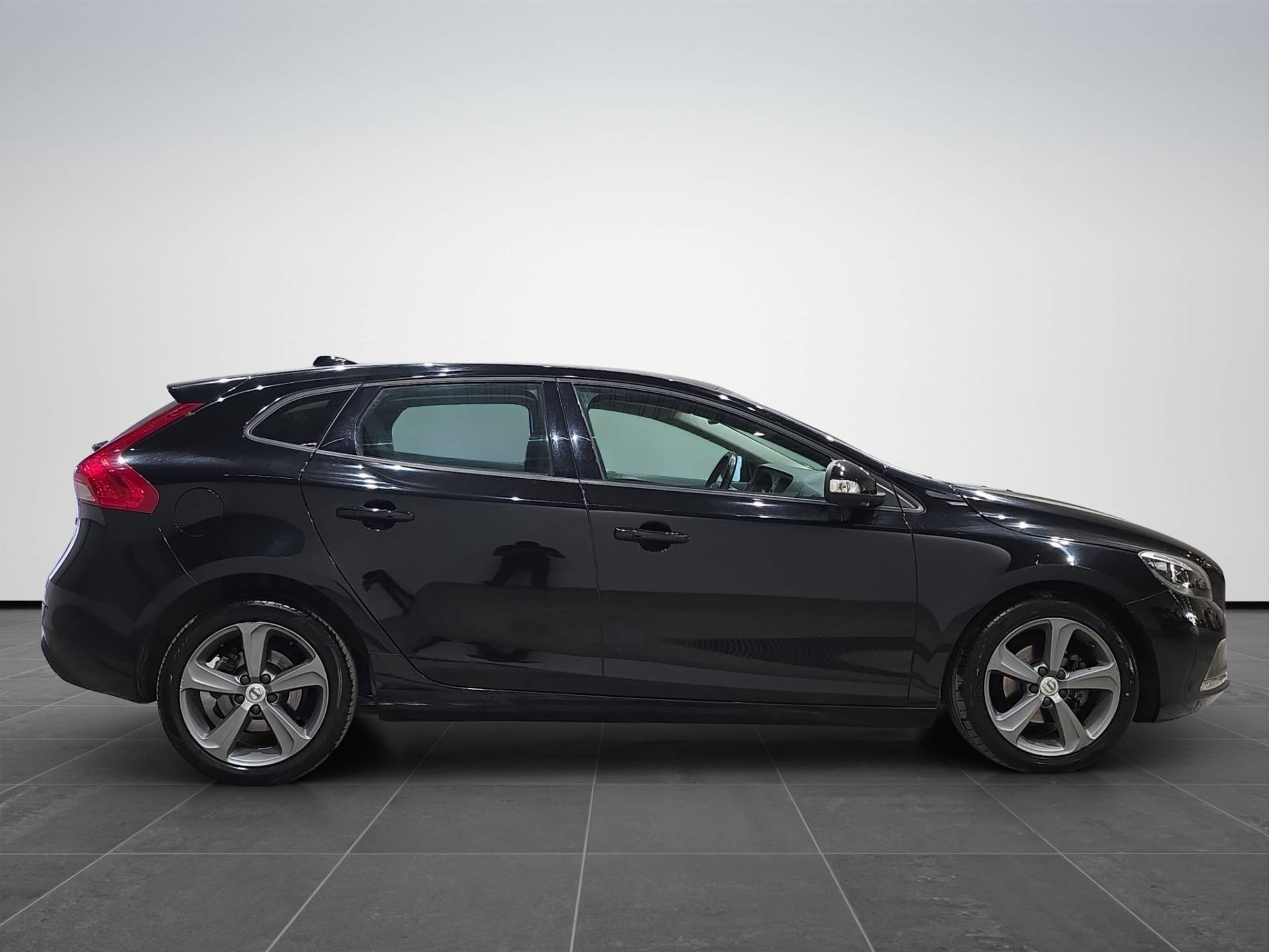 Auto Venduta - VOLVO V40 V40 2.0 d2 eco Kinetic my18 usata in pronta consegna - Brandini