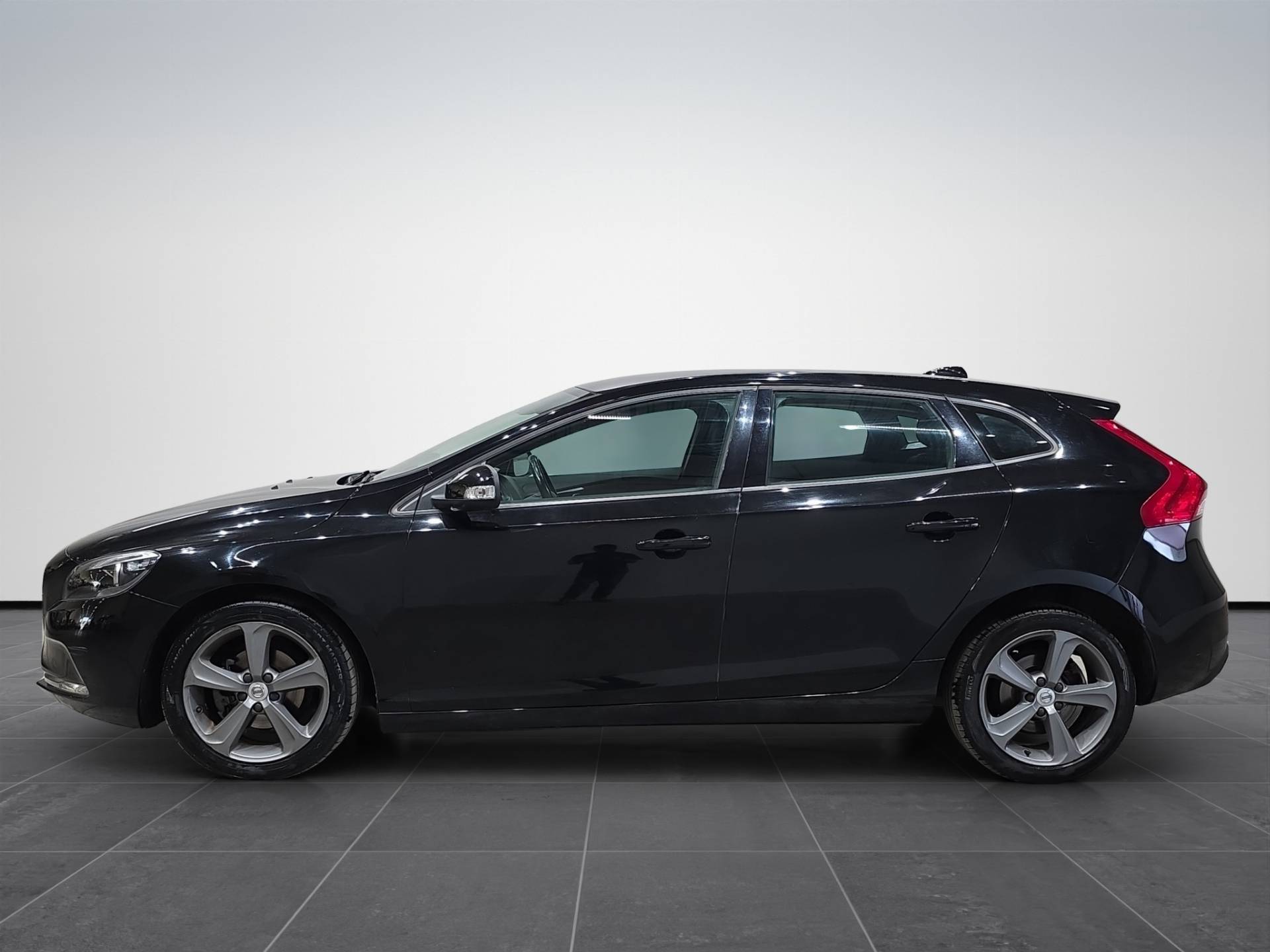 Auto Venduta - VOLVO V40 V40 2.0 d2 eco Kinetic my18 usata in pronta consegna - Brandini