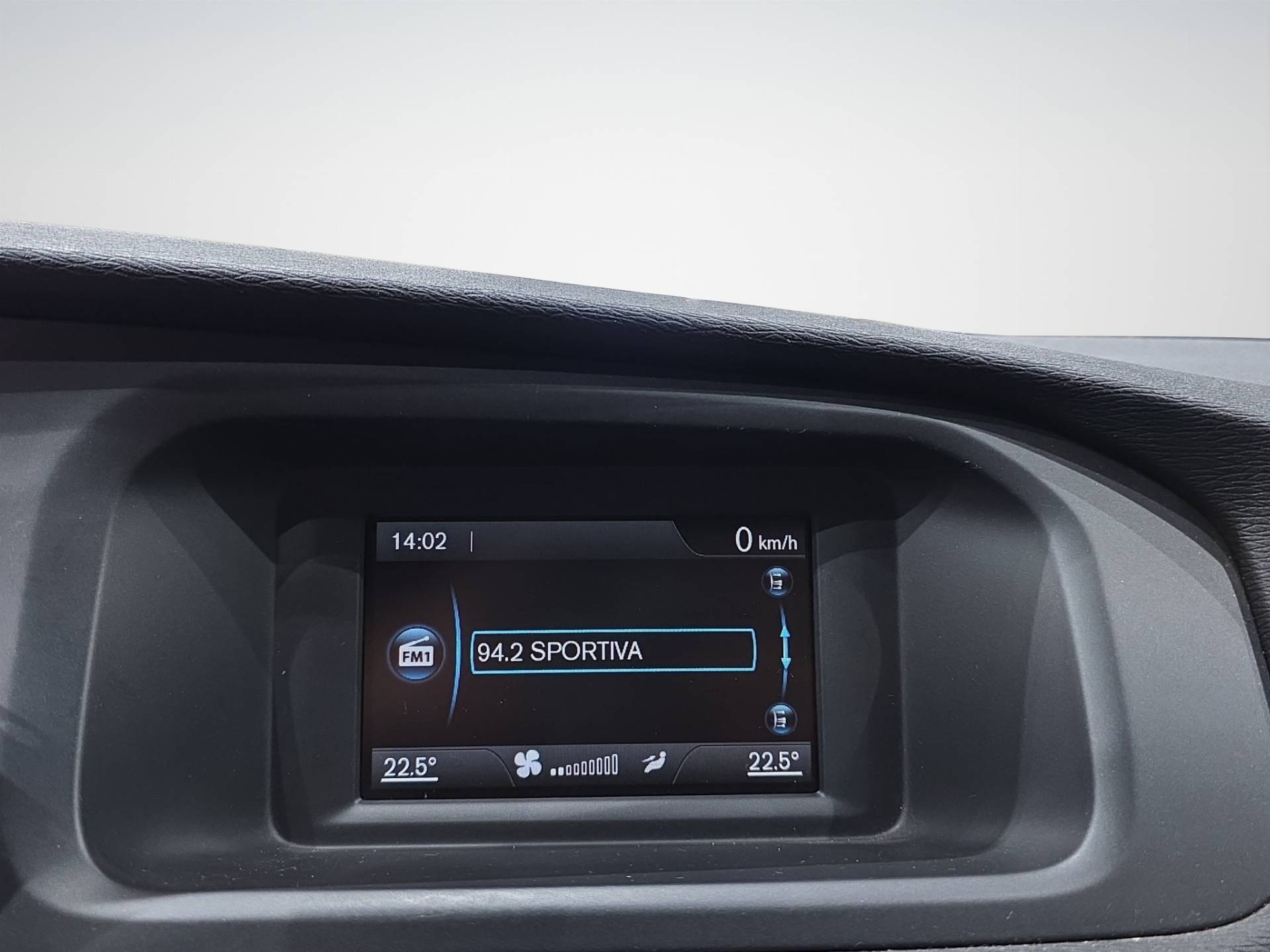 Auto Venduta - VOLVO V40 V40 2.0 d2 eco Kinetic my18 usata in pronta consegna - Brandini