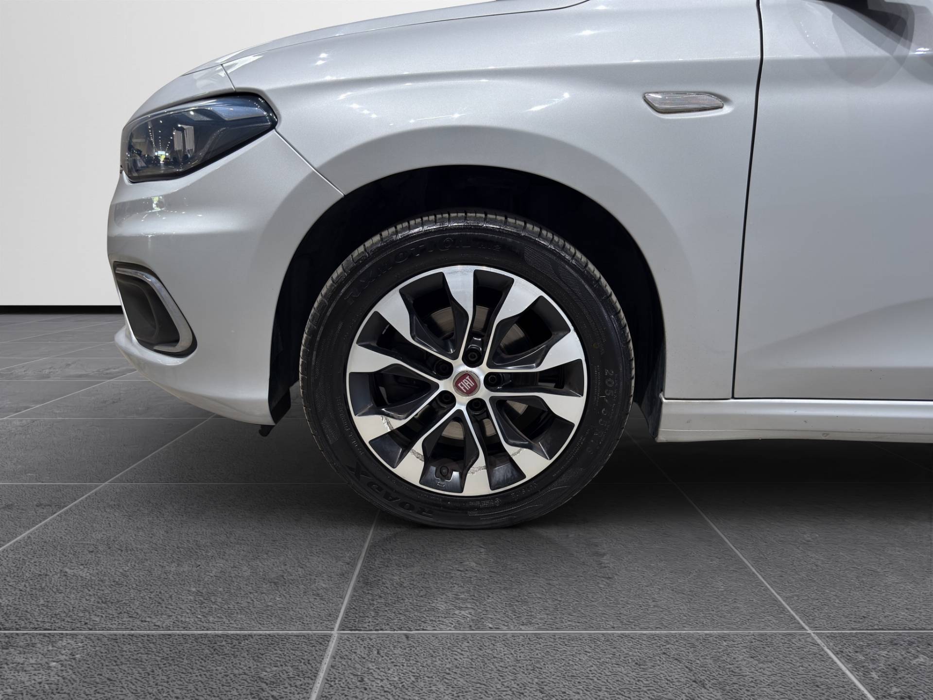 FIAT Tipo Tipo SW 1.6 mjt Lounge s&s 120cv dct my20 usata in pronta consegna - Brandini