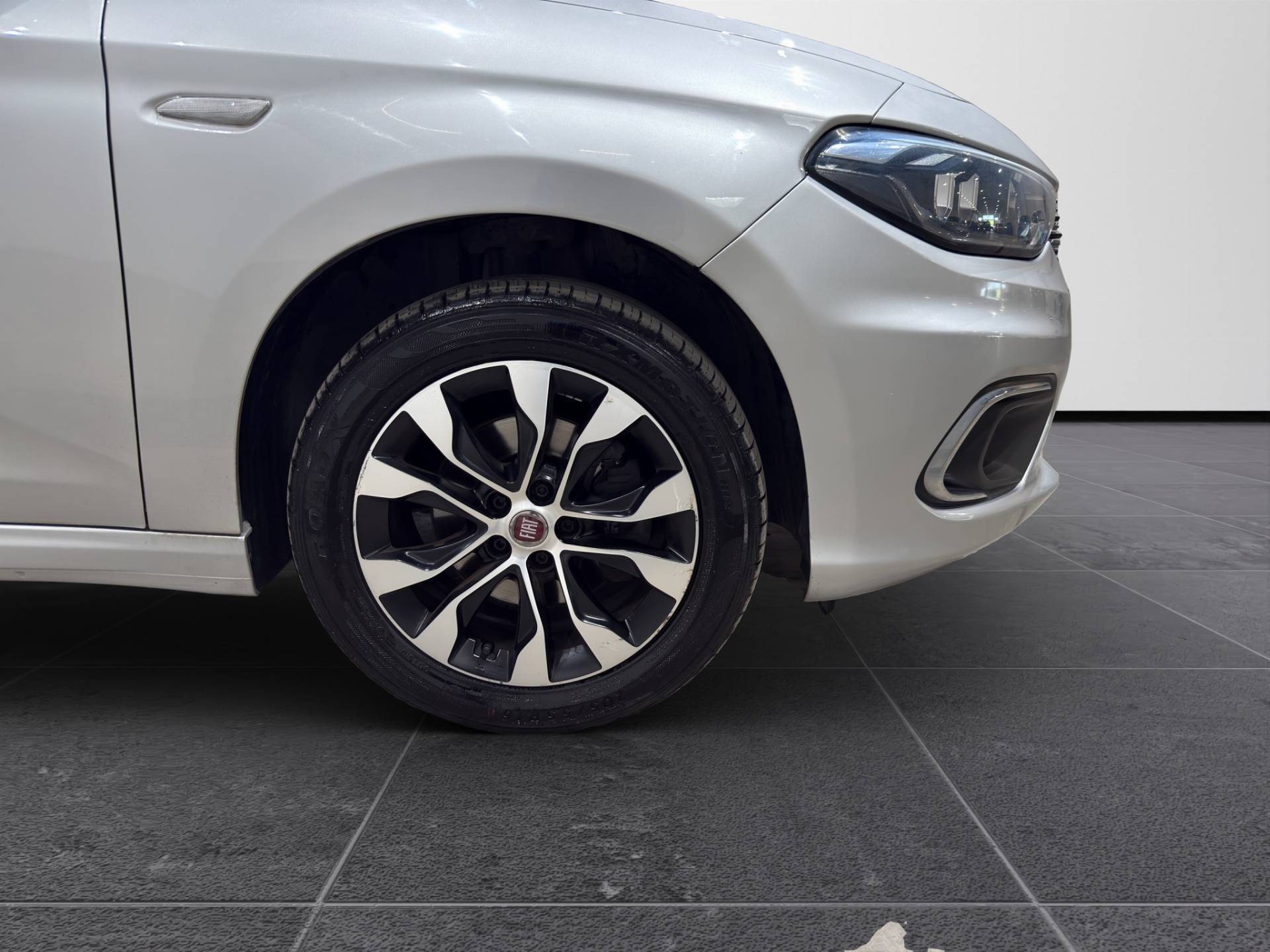FIAT Tipo Tipo SW 1.6 mjt Lounge s&s 120cv dct my20 usata in pronta consegna - Brandini