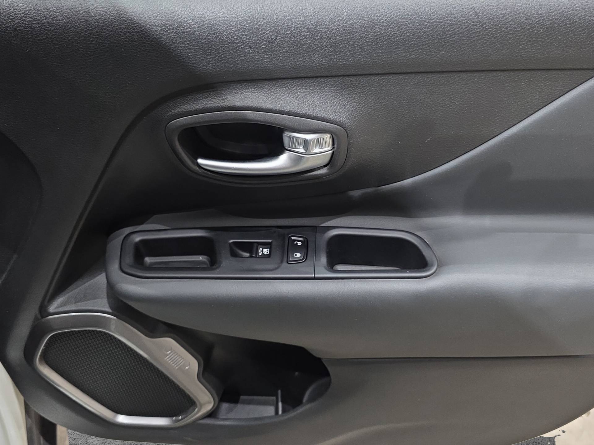 JEEP Renegade Renegade 1.6 mjt Longitude 2wd 130cv usata in pronta consegna - Brandini
