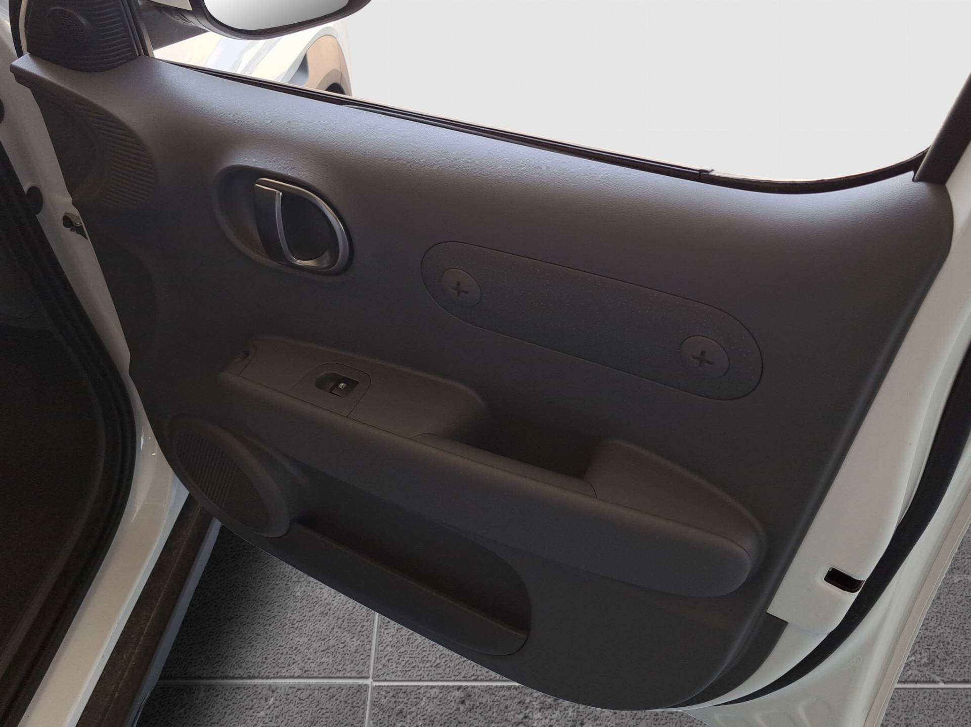 HYUNDAI Inster Inster Cross 49kWh Safety Pack usata in pronta consegna - Brandini