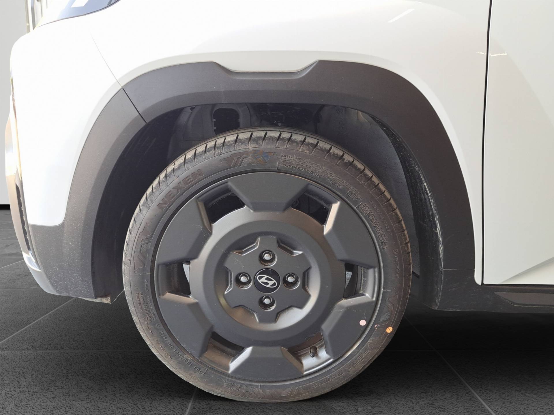 HYUNDAI Inster Inster Cross 49kWh Safety Pack usata in pronta consegna - Brandini