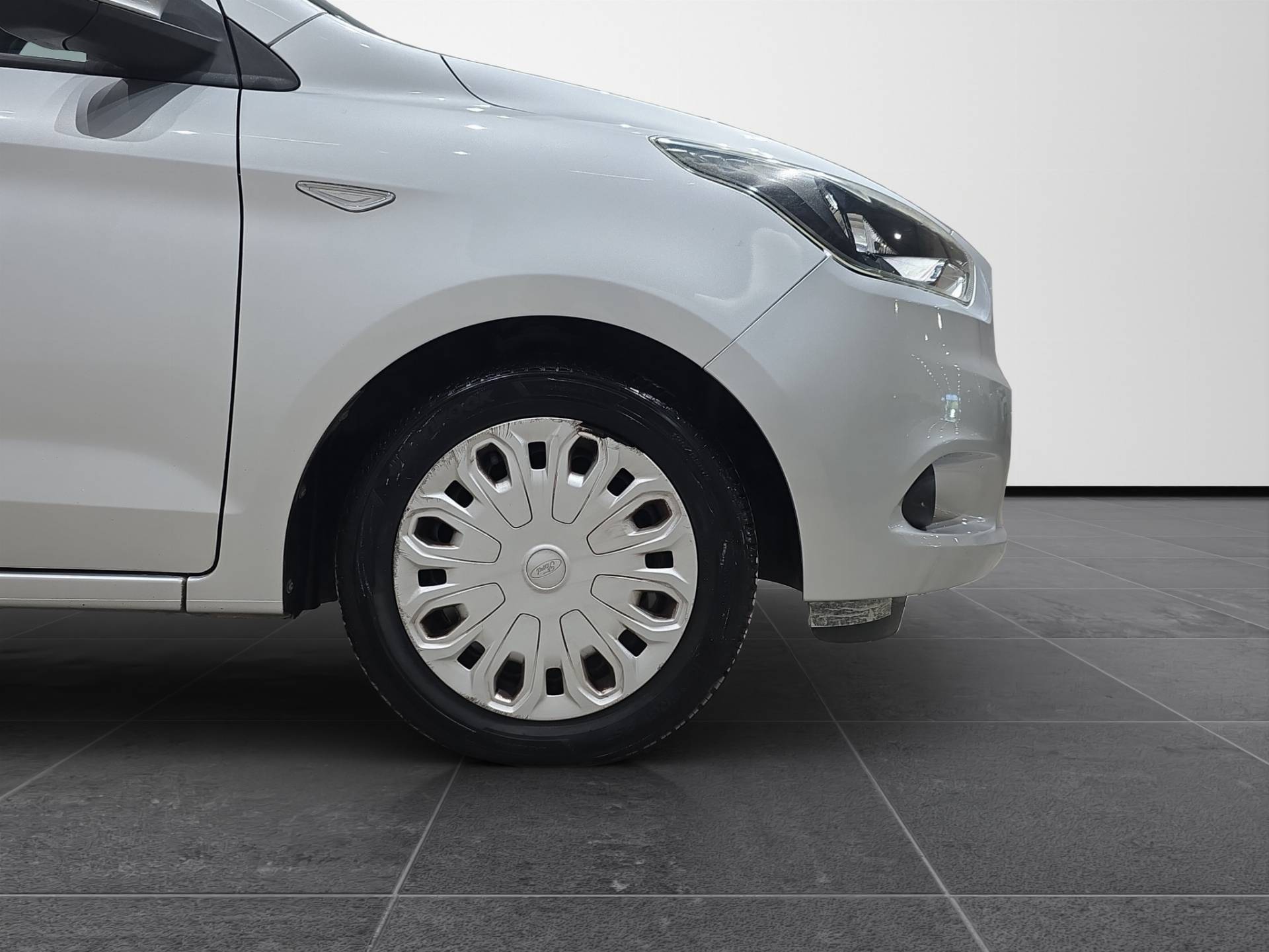 FORD Ka Ka + 1.2 Ultimate 85cv usata in pronta consegna - Brandini