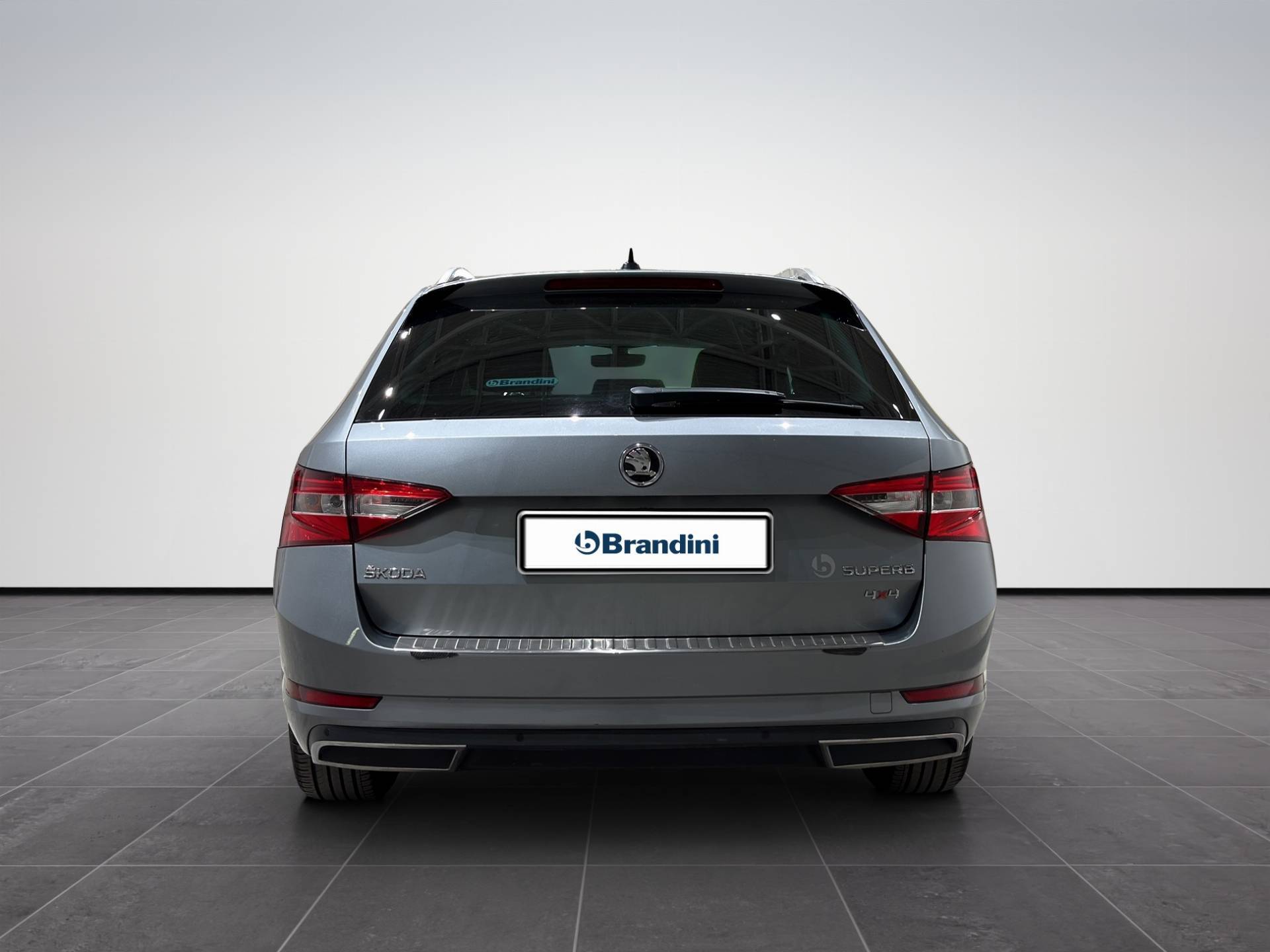 SKODA Superb Superb Wagon 2.0 tdi Style 4x4 190cv dsg my18 usata in pronta consegna - Brandini