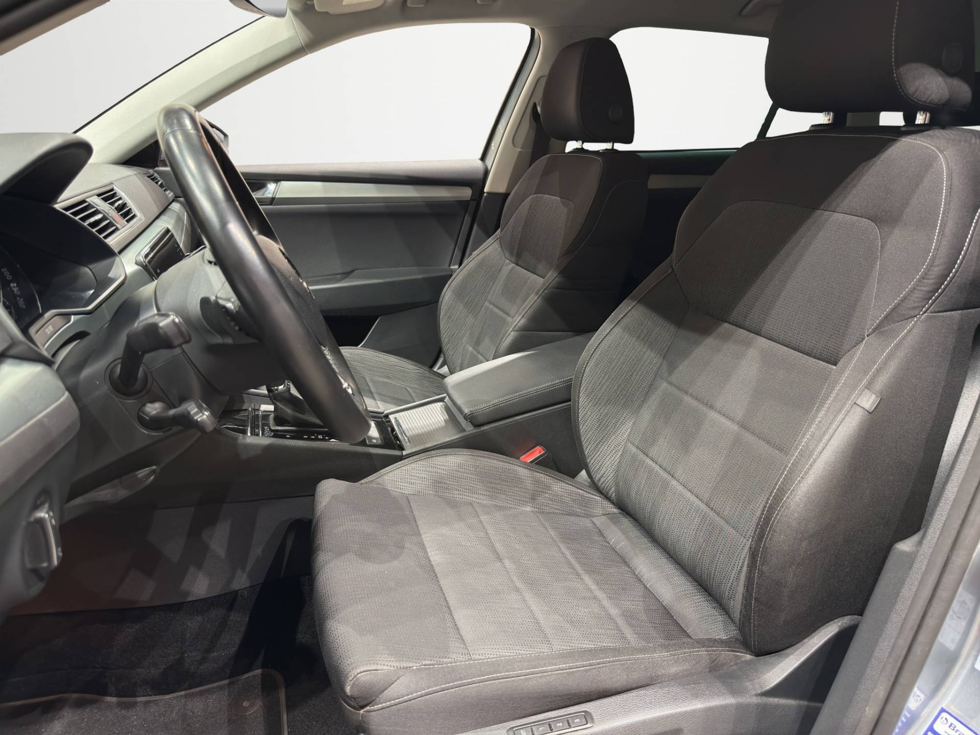 SKODA Superb Superb Wagon 2.0 tdi Style 4x4 190cv dsg my18 usata in pronta consegna - Brandini