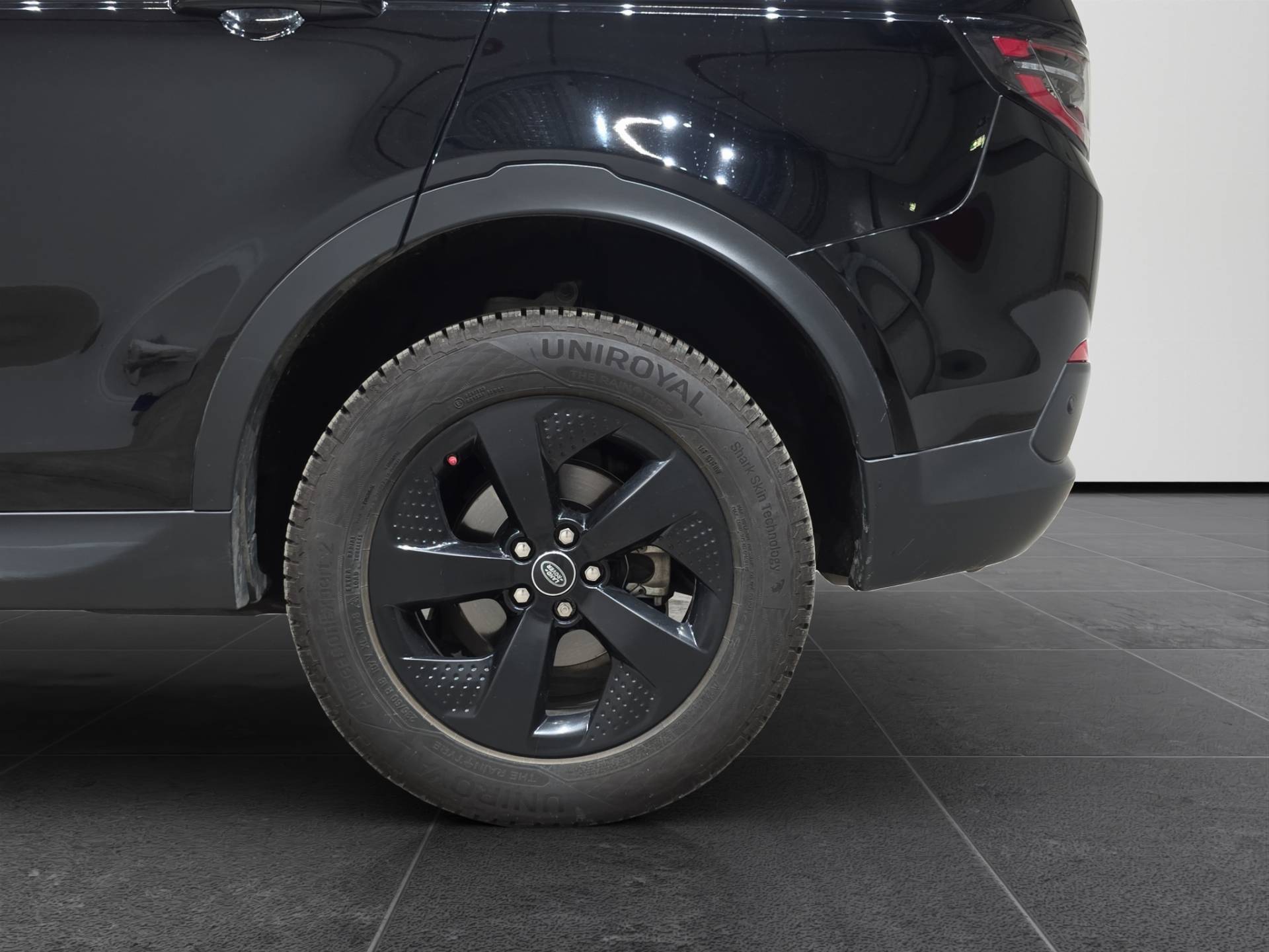 Auto Venduta - LAND ROVER Discovery Sport Discovery Sport 2.0d td4 mhev S awd 180cv auto usata in pronta consegna - Brandini
