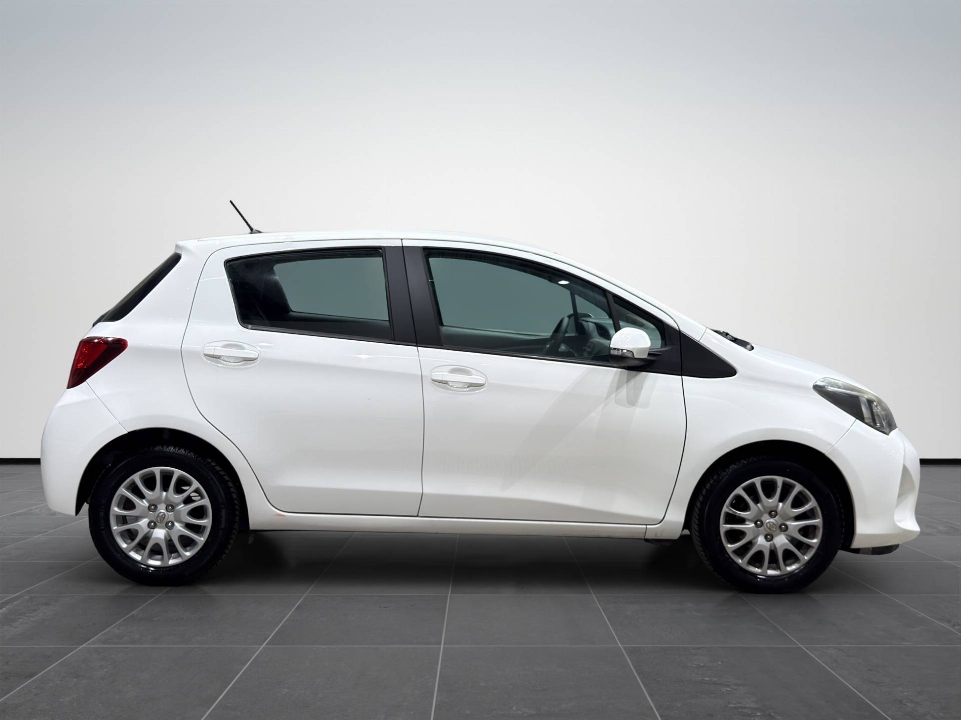 TOYOTA Yaris Yaris 1.0 Active 5p usata in pronta consegna - Brandini
