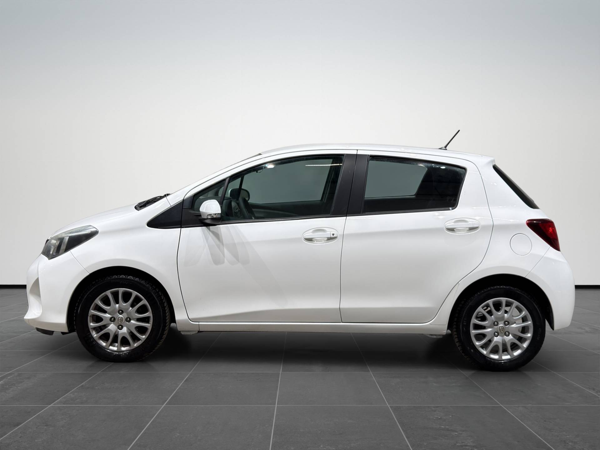 TOYOTA Yaris Yaris 1.0 Active 5p usata in pronta consegna - Brandini