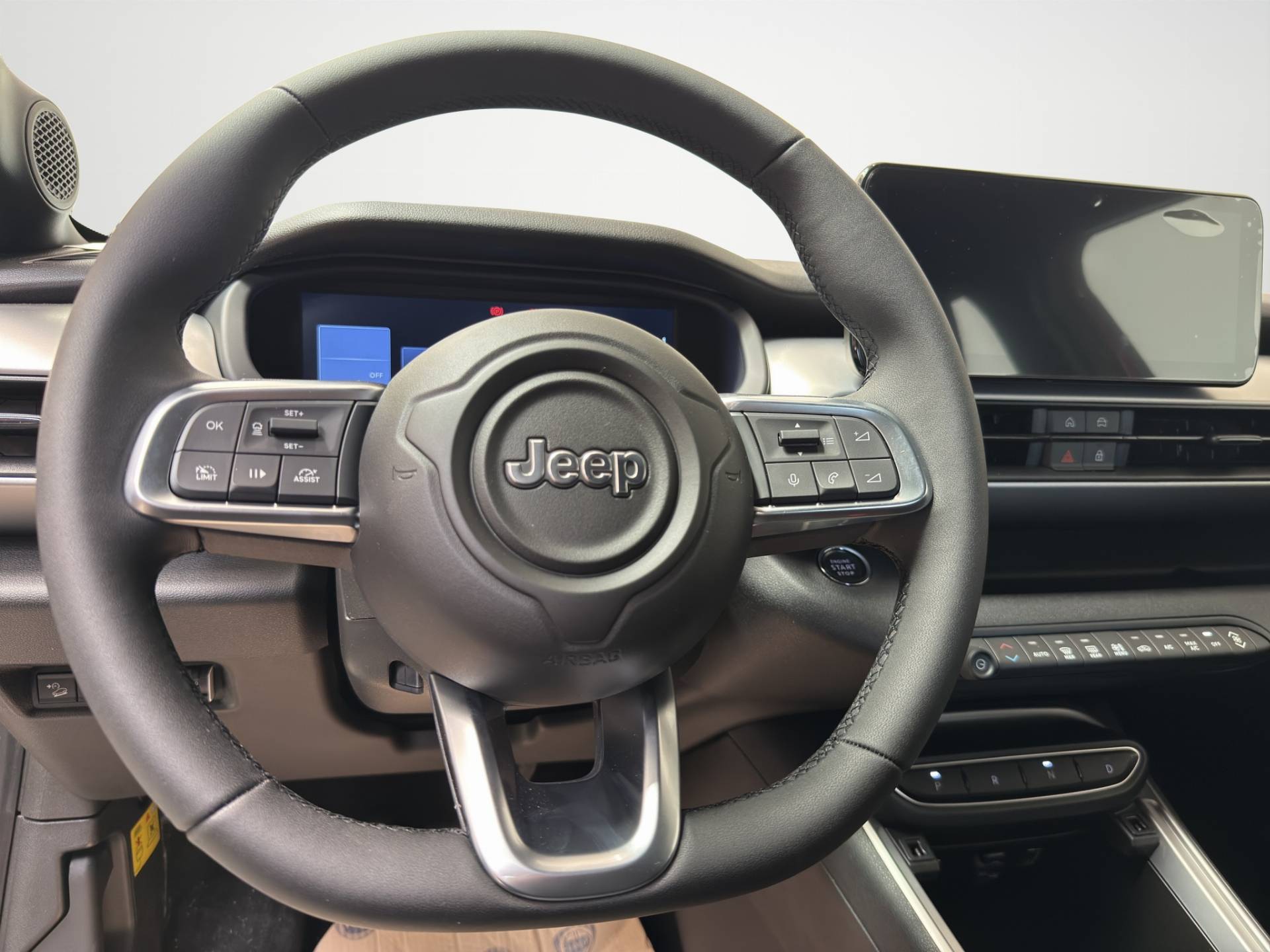 Auto Venduta - JEEP Avenger Avenger 1.2 turbo e-hybrid Altitude fwd 100cv edct6 usata in pronta consegna - Brandini