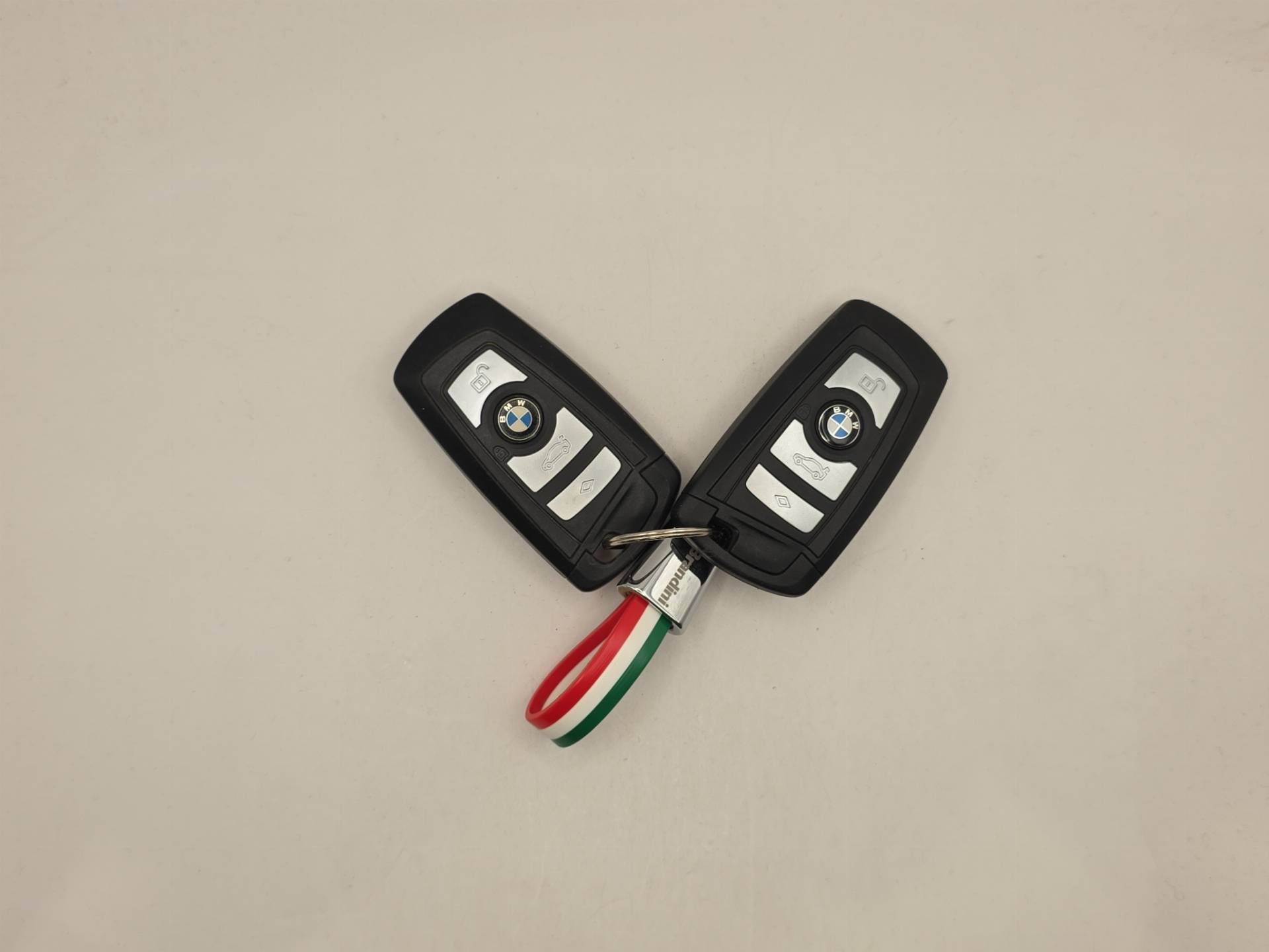 BMW Serie 5 Touring 520d Touring Business 190cv auto usata in pronta consegna - Brandini