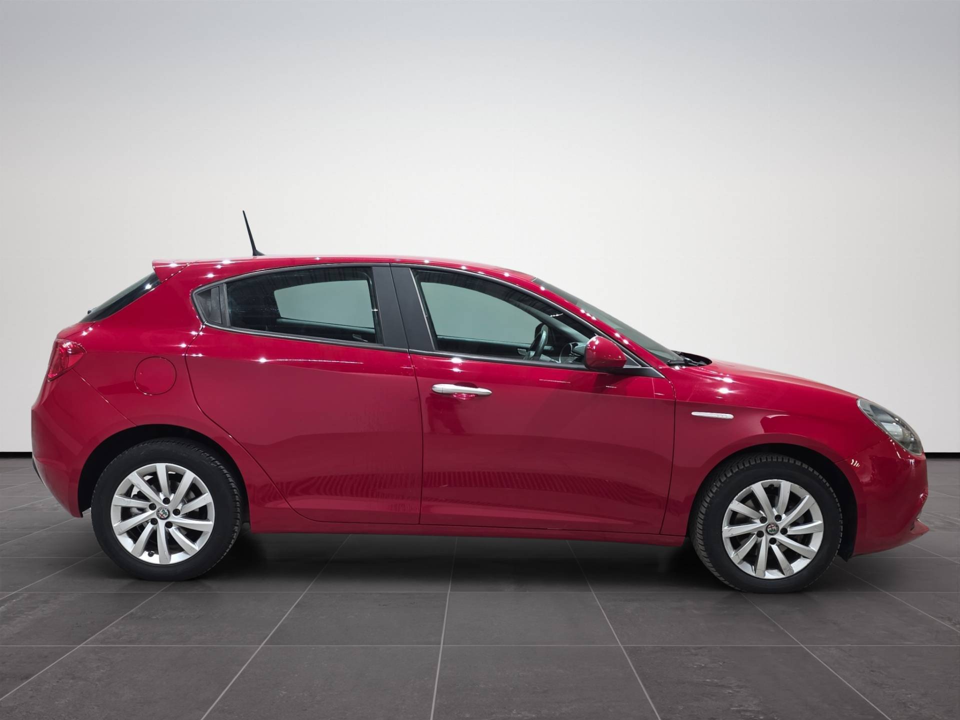 ALFA ROMEO Giulietta Giulietta 1.6 jtdm Business 120cv usata in pronta consegna - Brandini