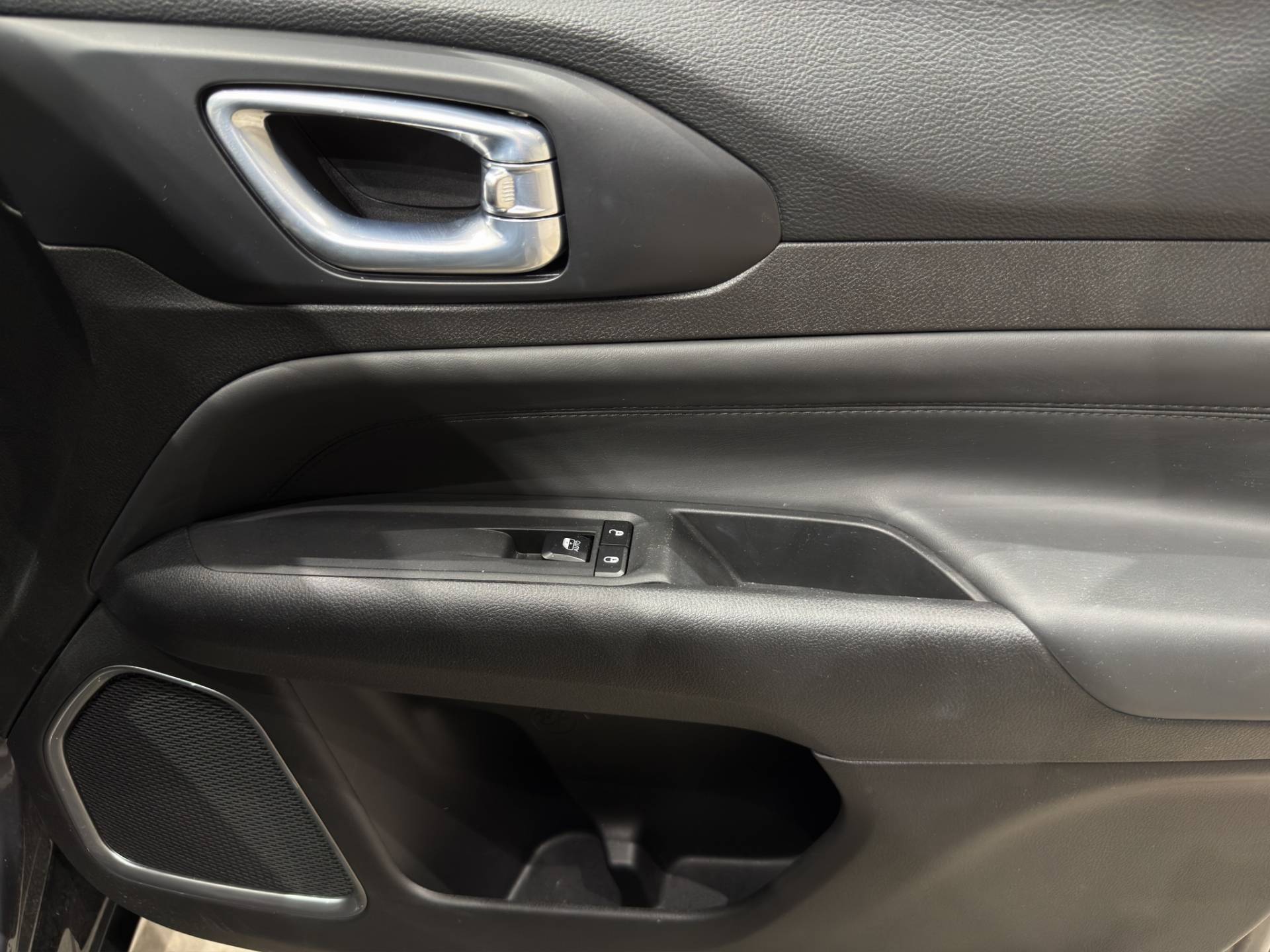 JEEP Compass Compass 1.5 turbo t4 mhev Summit 2wd 130cv dct usata in pronta consegna - Brandini