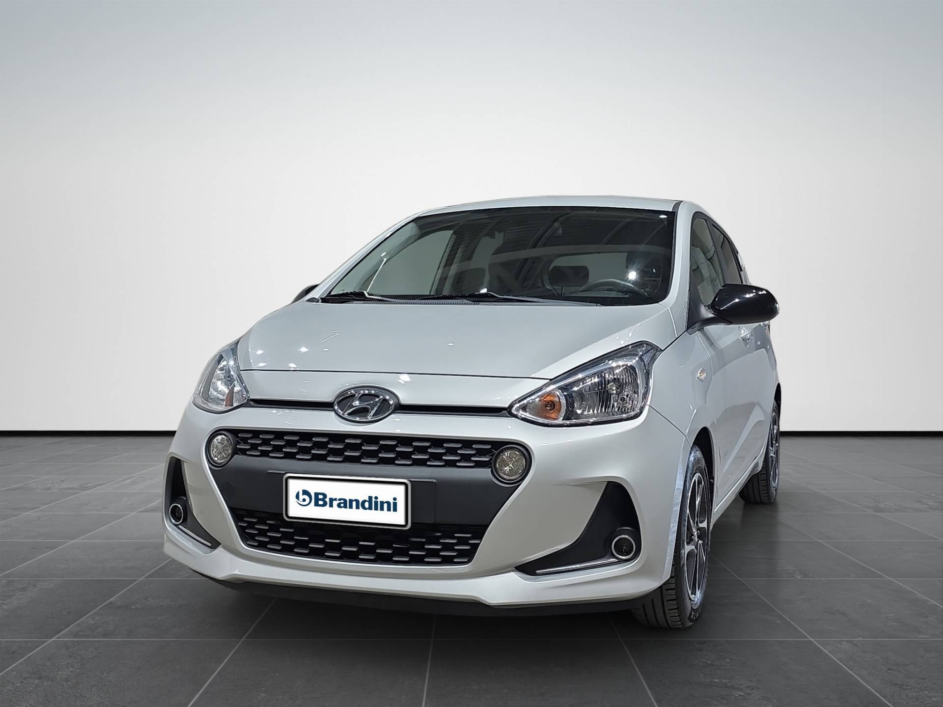 Auto Venduta - HYUNDAI I10 i10 1.0 Tech my19 usata in pronta consegna - Brandini