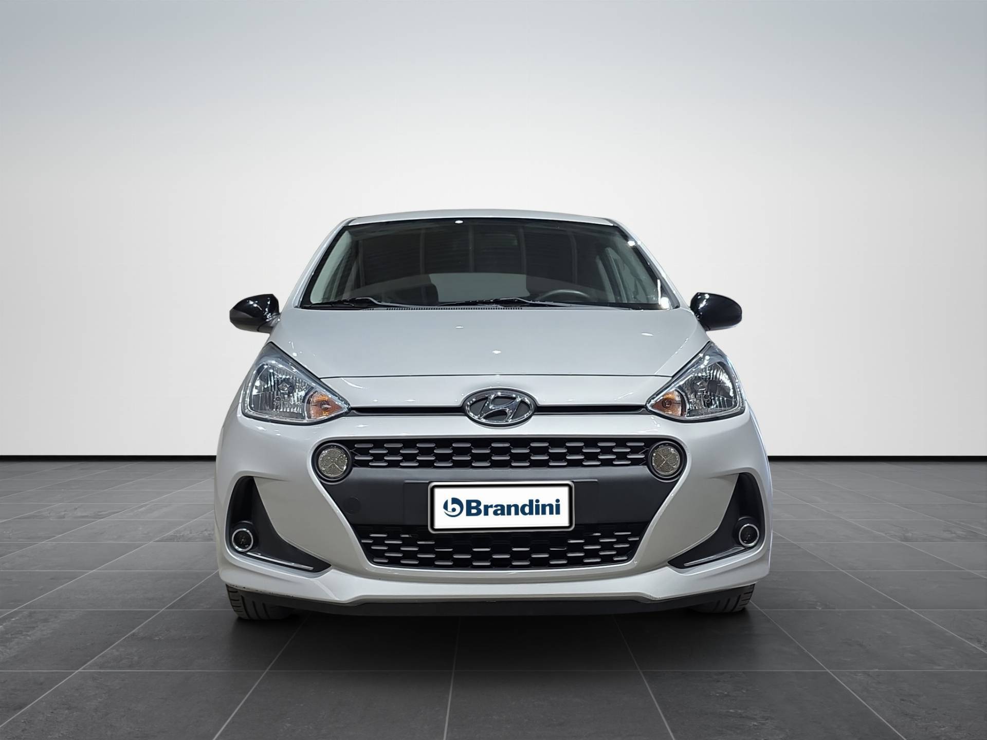 Auto Venduta - HYUNDAI I10 i10 1.0 Tech my19 usata in pronta consegna - Brandini