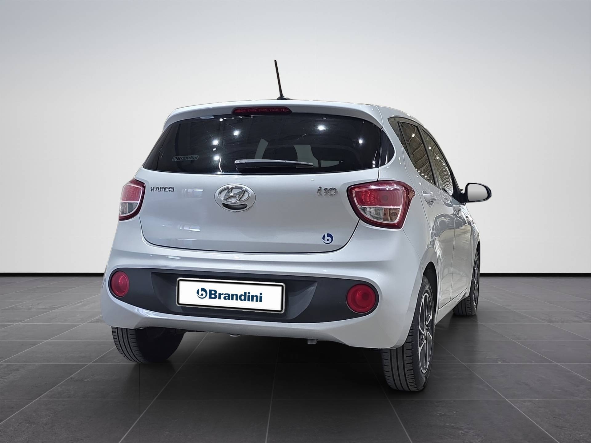 Auto Venduta - HYUNDAI I10 i10 1.0 Tech my19 usata in pronta consegna - Brandini