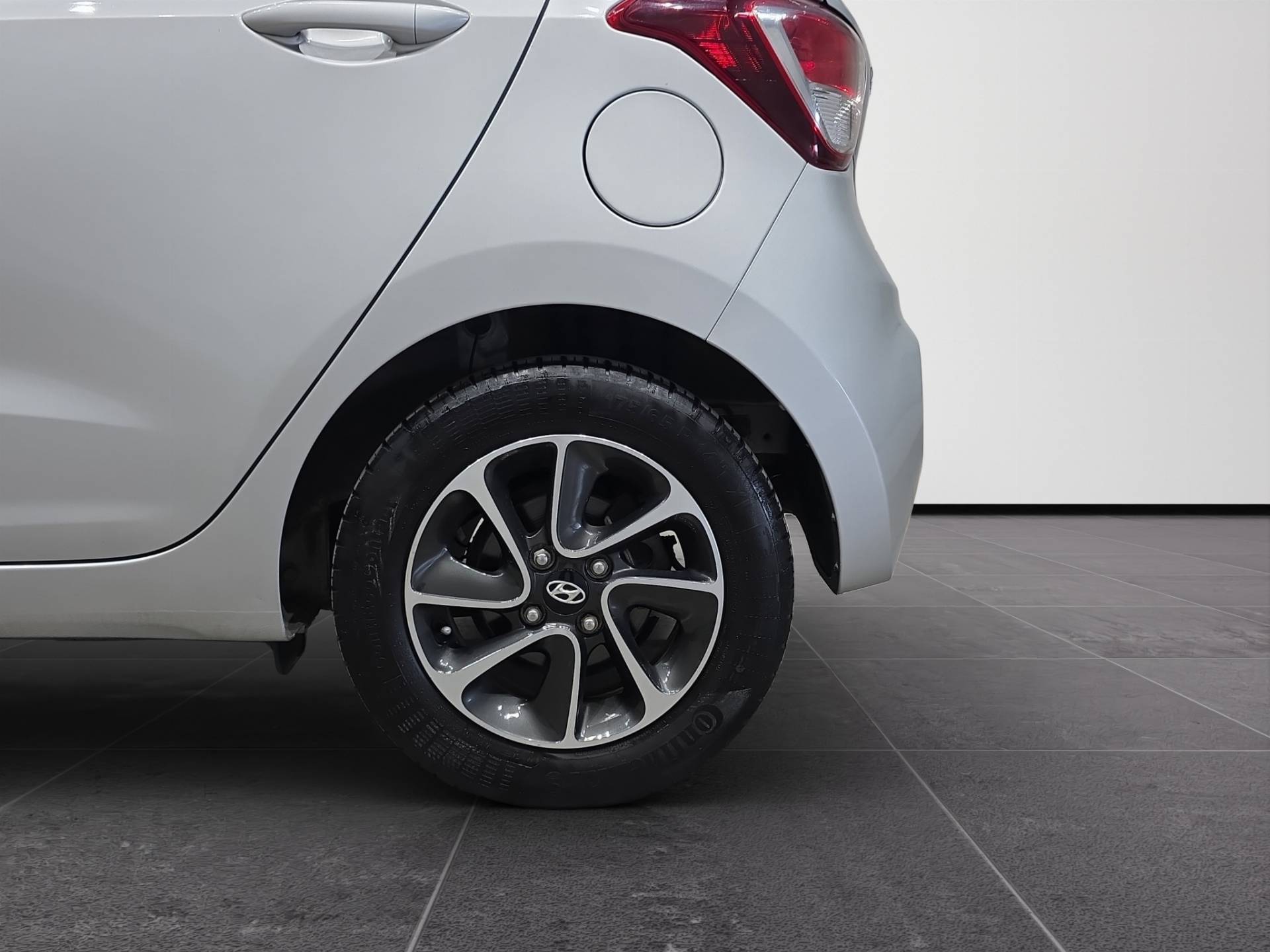 Auto Venduta - HYUNDAI I10 i10 1.0 Tech my19 usata in pronta consegna - Brandini