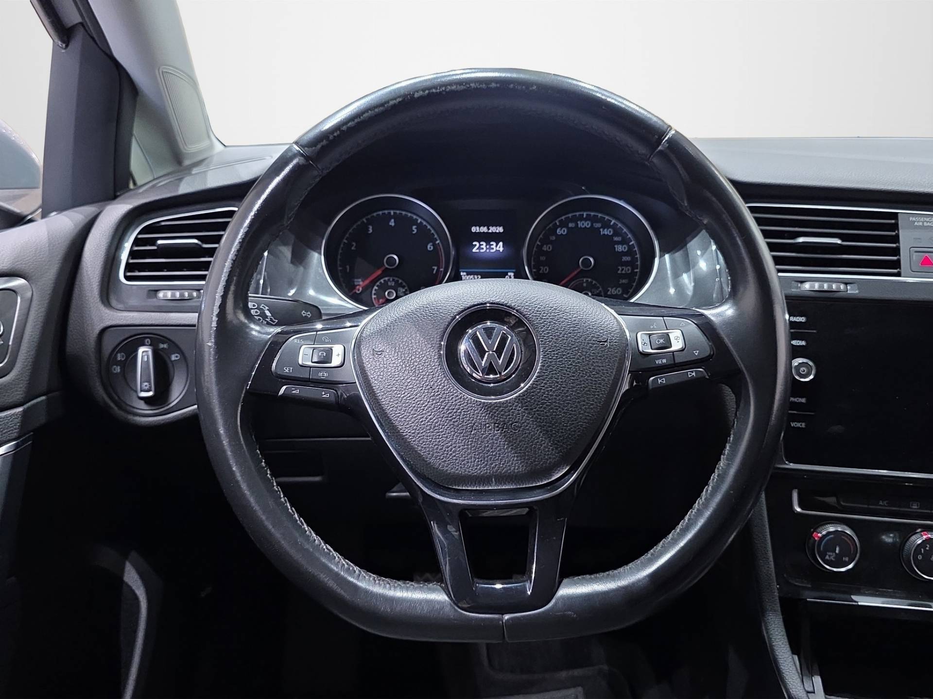 VOLKSWAGEN Golf Golf 5p 1.5 tgi Business 130cv usata in pronta consegna - Brandini