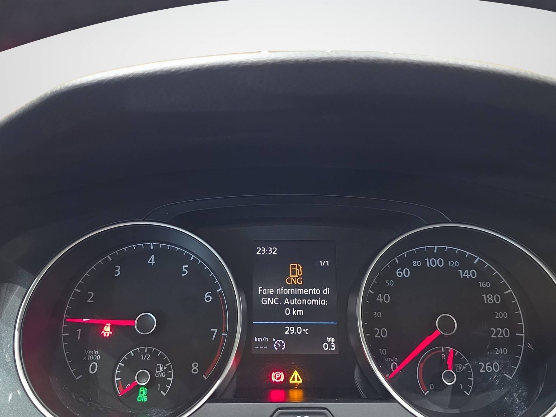 VOLKSWAGEN Golf Golf 5p 1.5 tgi Business 130cv usata in pronta consegna - Brandini