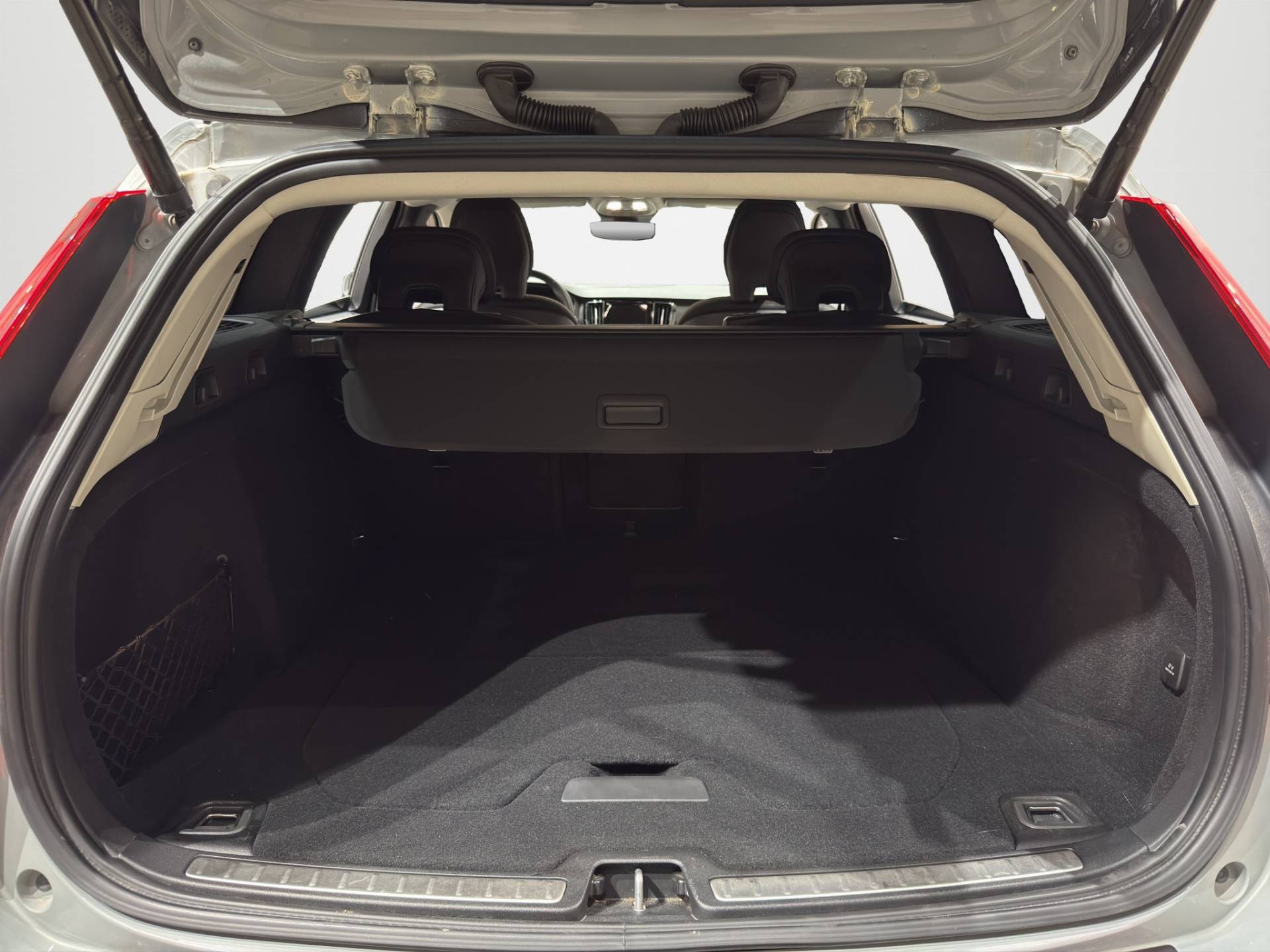 VOLVO V60 V60 Cross Country 2.0 b4 Core awd auto usata in pronta consegna - Brandini