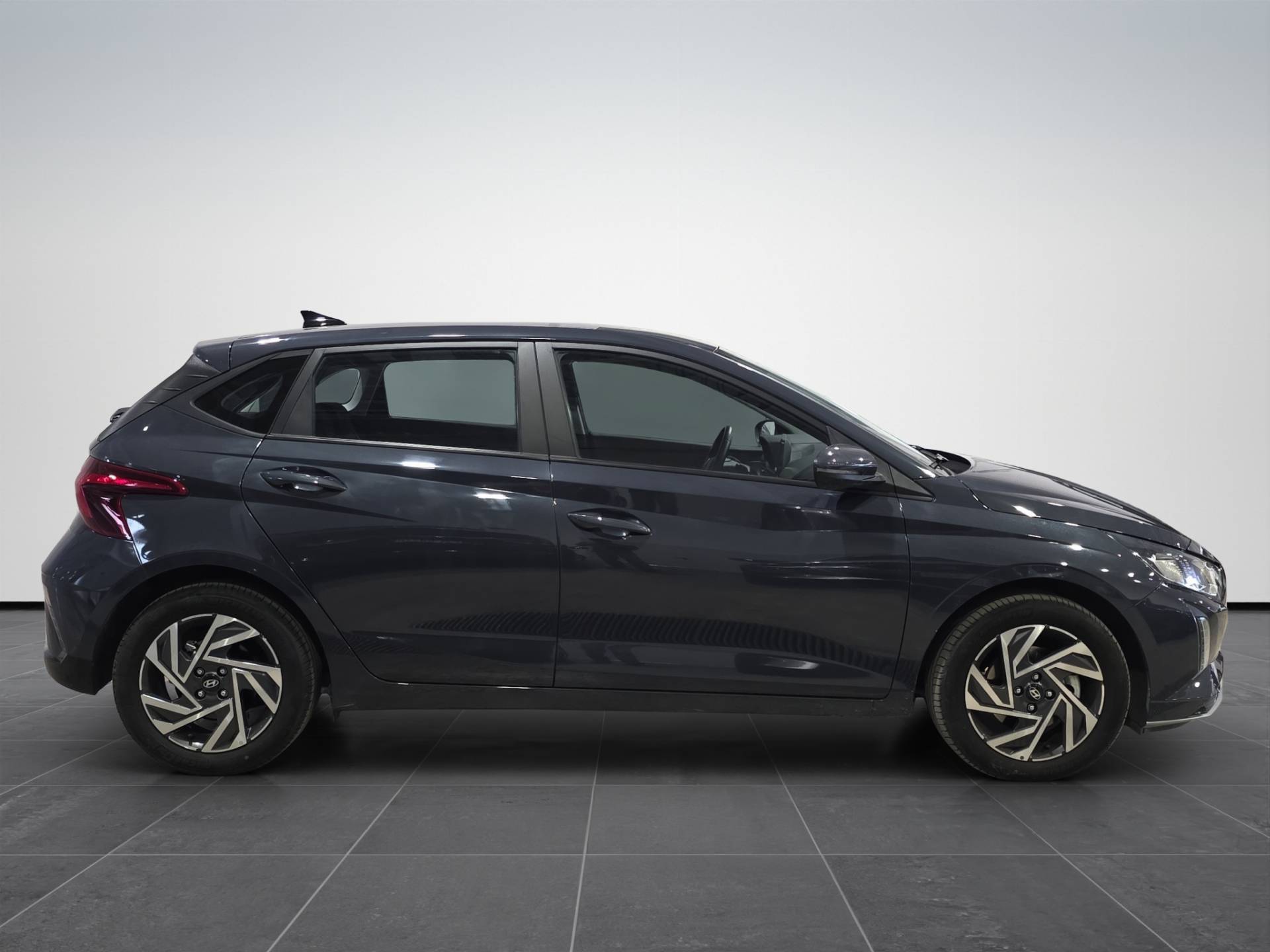 Auto Venduta - HYUNDAI I20 i20 1.0 t-gdi 48V Connectline dct usata in pronta consegna - Brandini