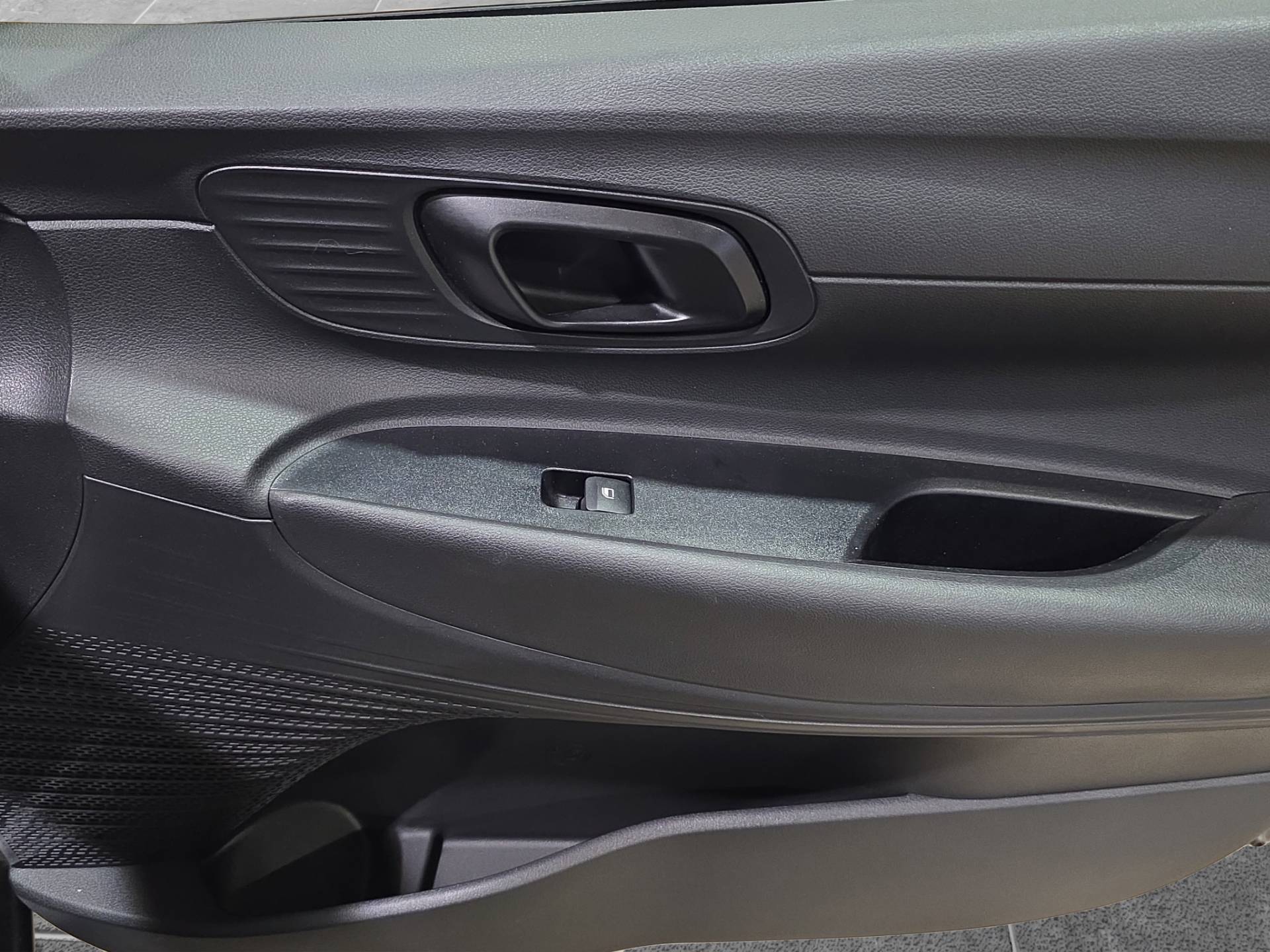 Auto Venduta - HYUNDAI I20 i20 1.0 t-gdi 48V Connectline dct usata in pronta consegna - Brandini