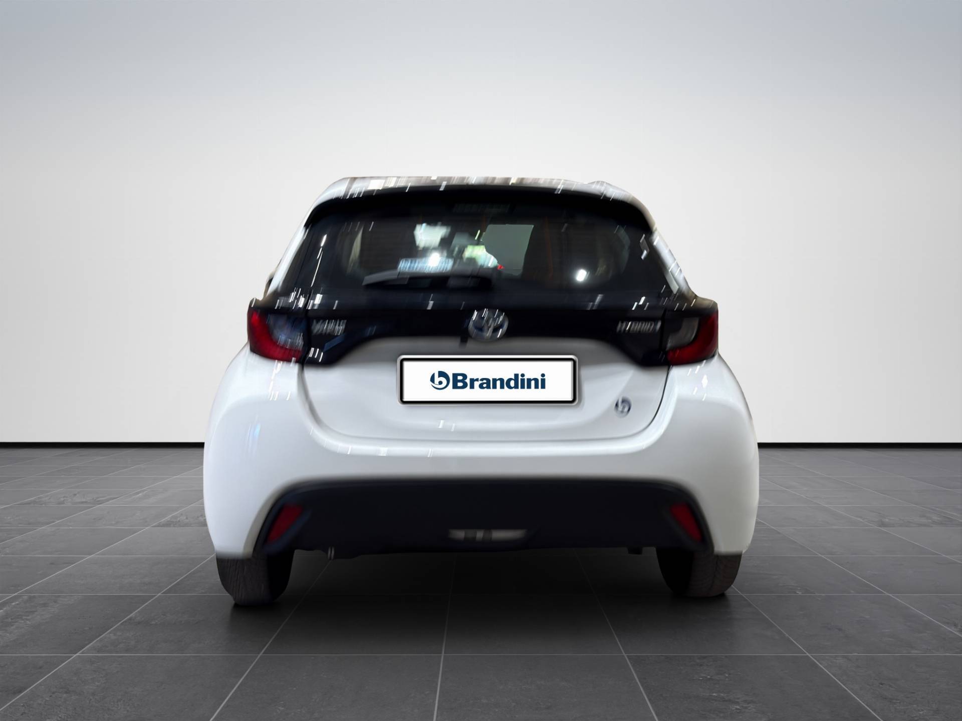 TOYOTA Yaris Yaris 1.5h Business usata in pronta consegna - Brandini