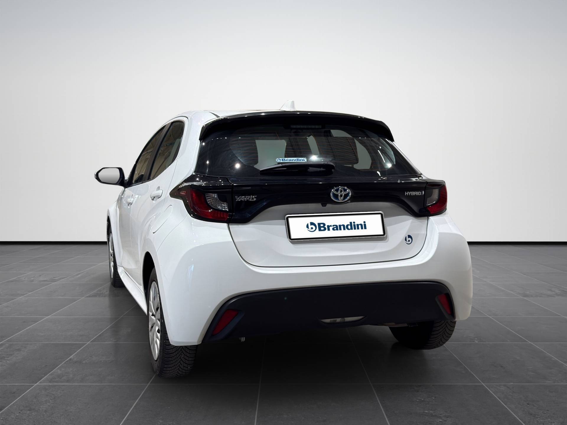 TOYOTA Yaris Yaris 1.5h Business usata in pronta consegna - Brandini