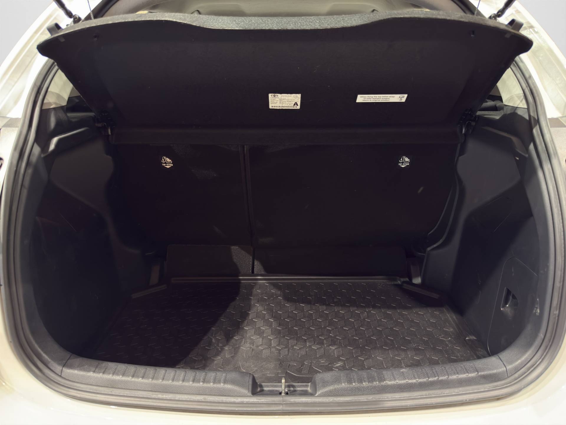 TOYOTA Yaris Yaris 1.5h Business usata in pronta consegna - Brandini