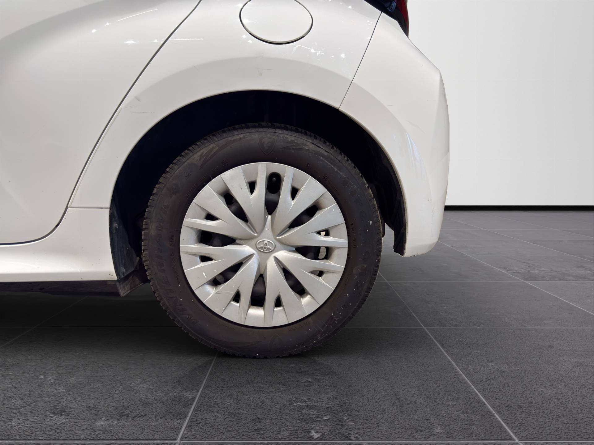 TOYOTA Yaris Yaris 1.5h Business usata in pronta consegna - Brandini
