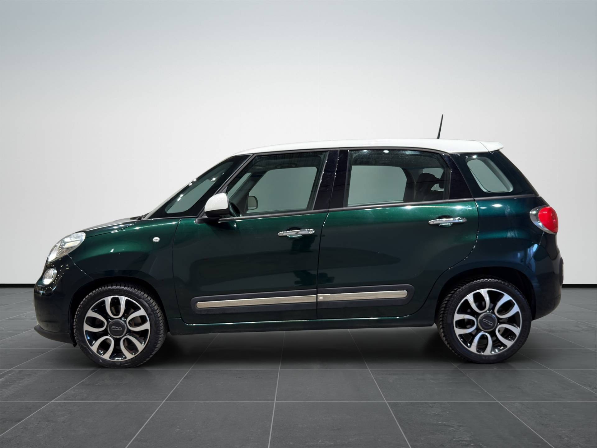 FIAT 500L 500L 1.6 mjt Lounge 120cv E6 usata in pronta consegna - Brandini