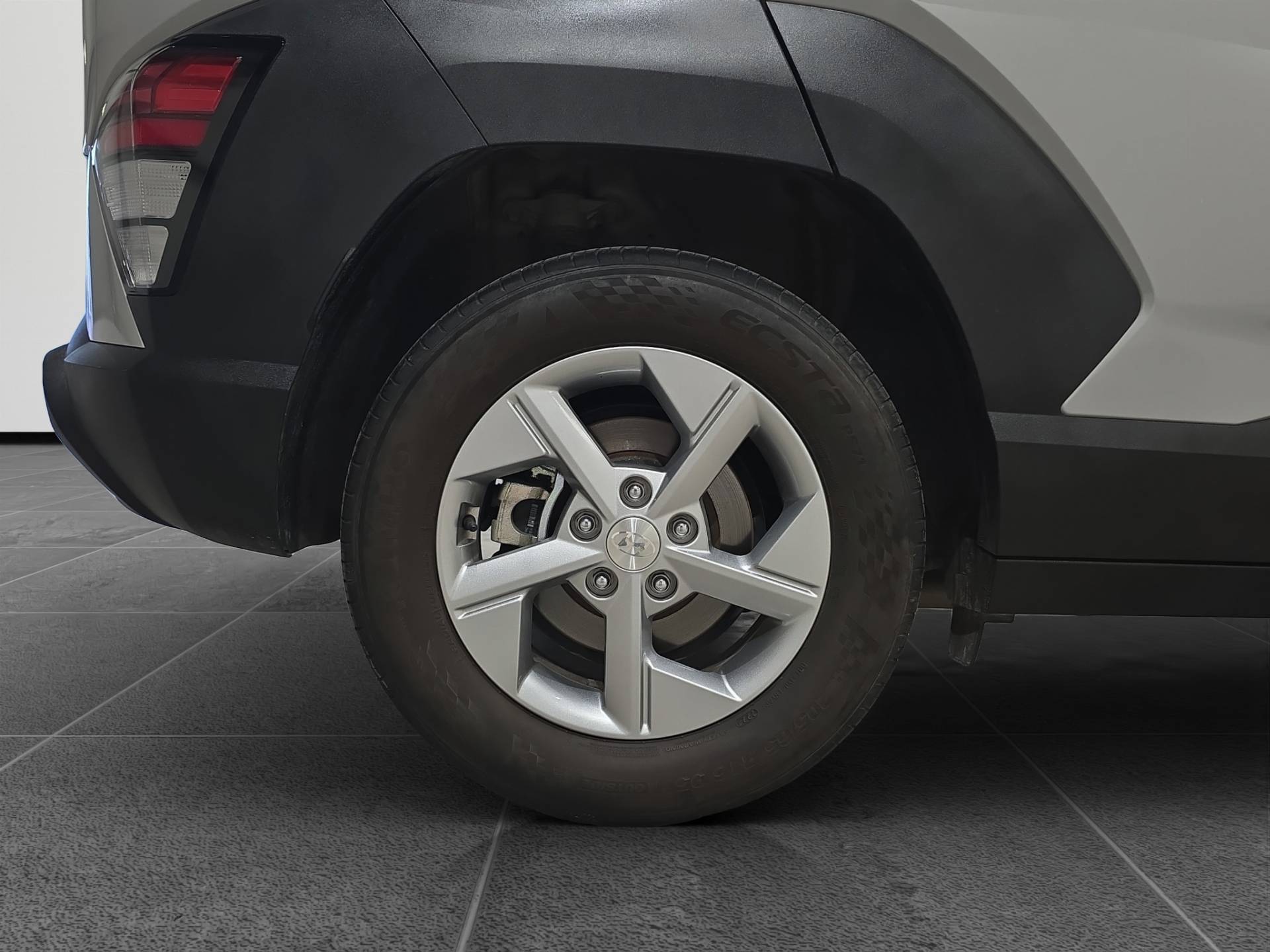 HYUNDAI Nuova KONA Kona 1.6 gdi hev XTech 2wd 129cv dct usata in pronta consegna - Brandini